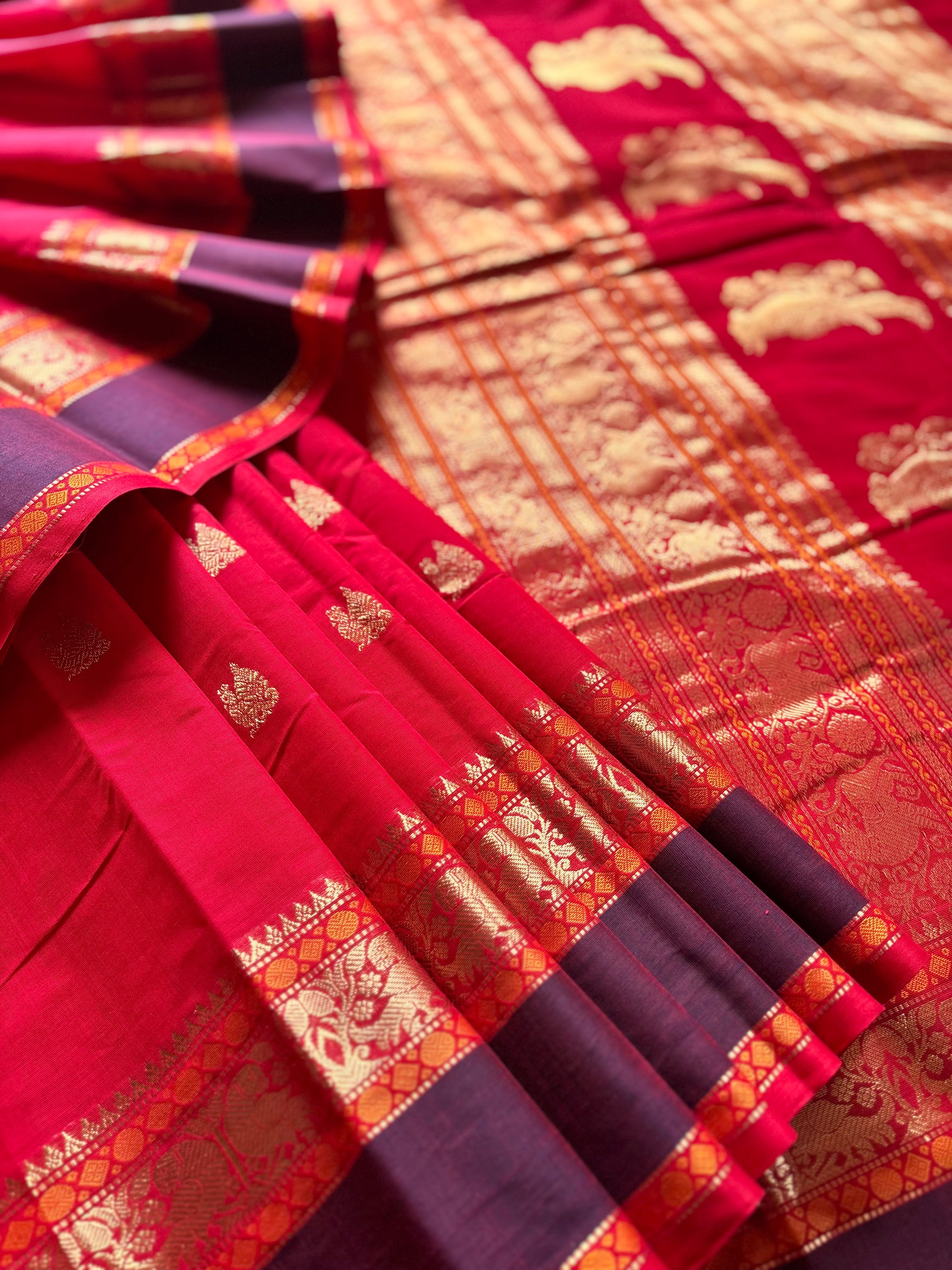 Handwoven Rich Red Colour Kanchipuram Cotton Saree