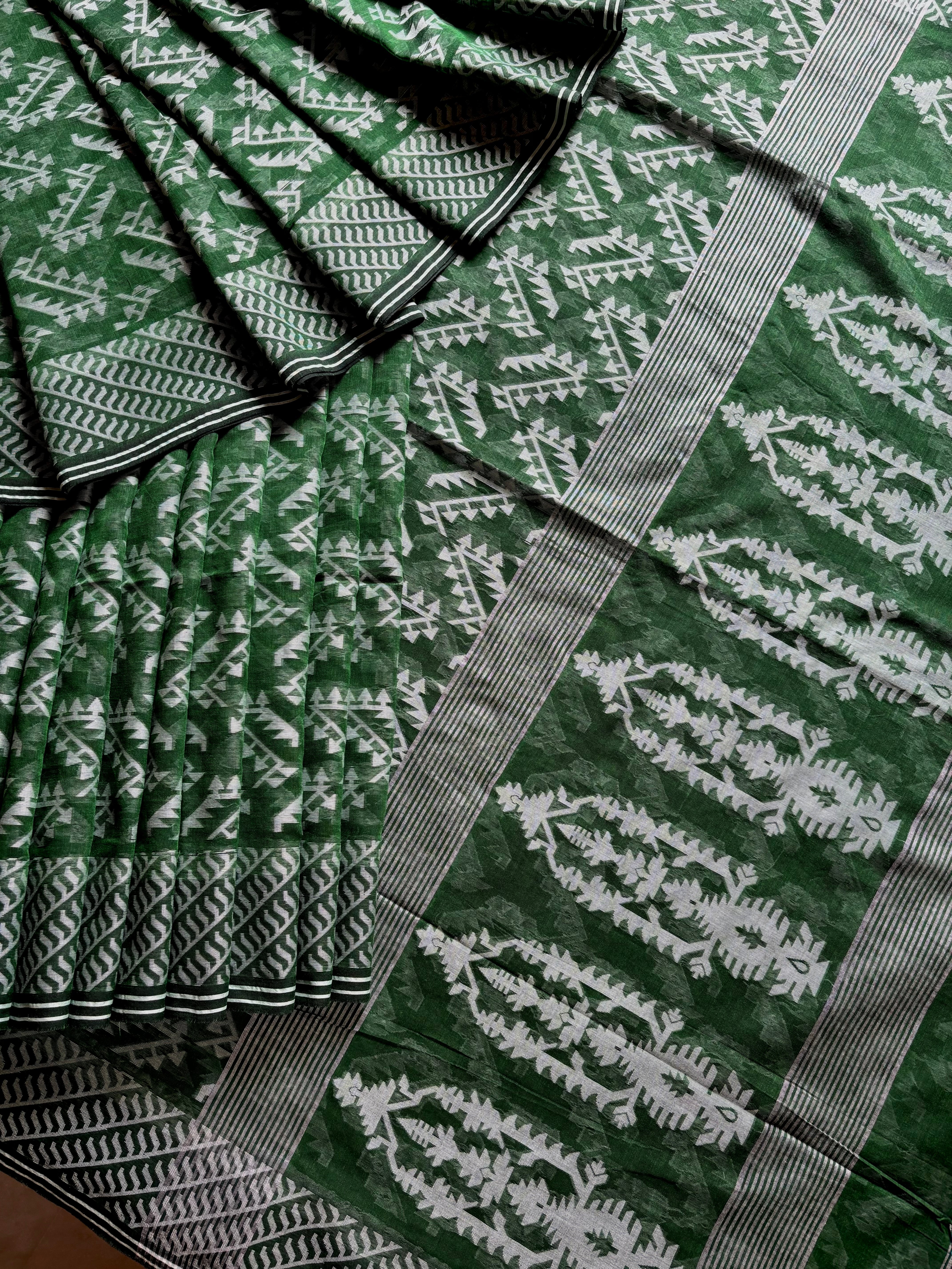 Pure Cotton Green Colour Cut Work Jamdani Saree