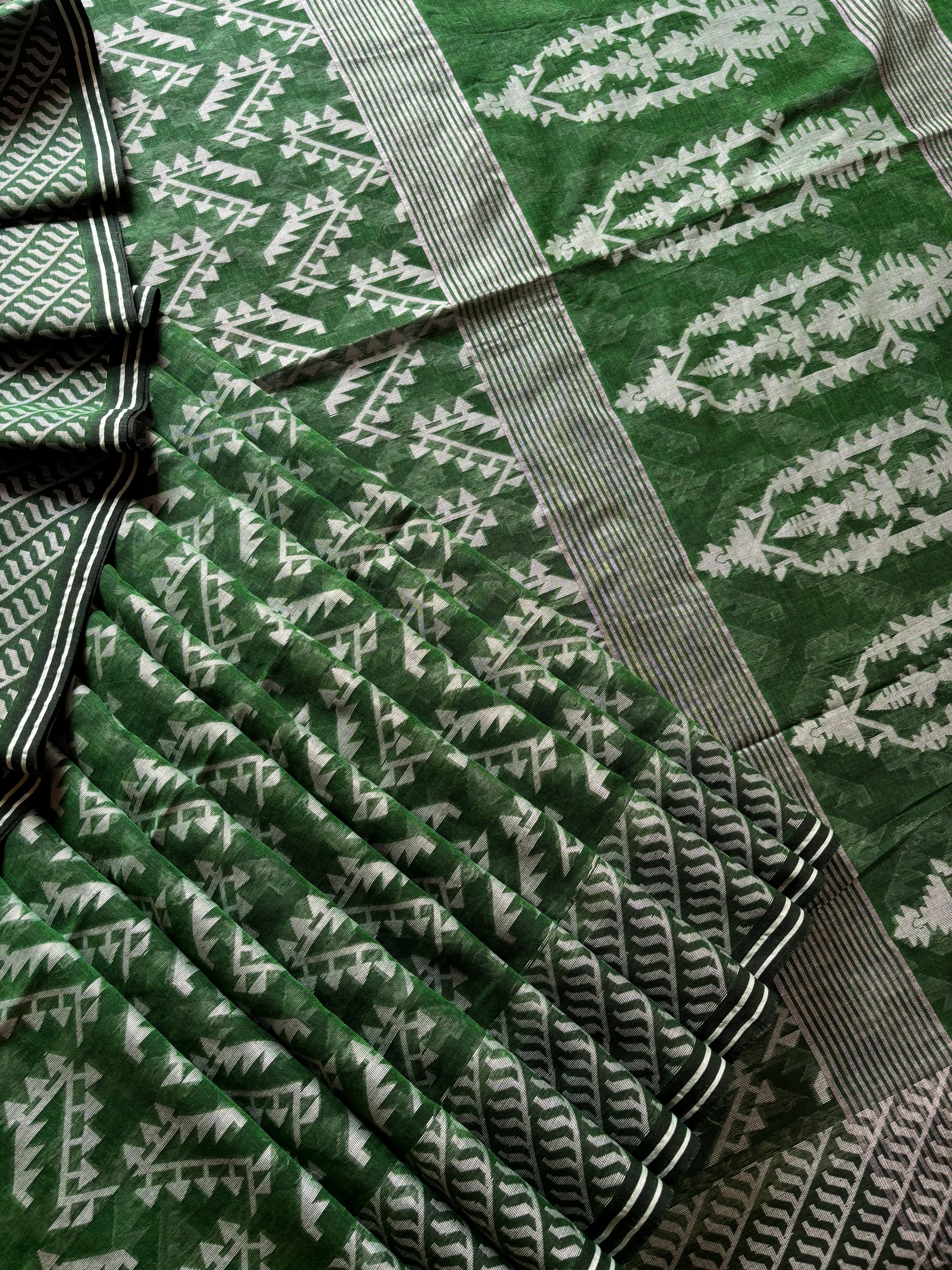 Pure Cotton Green Colour Cut Work Jamdani Saree