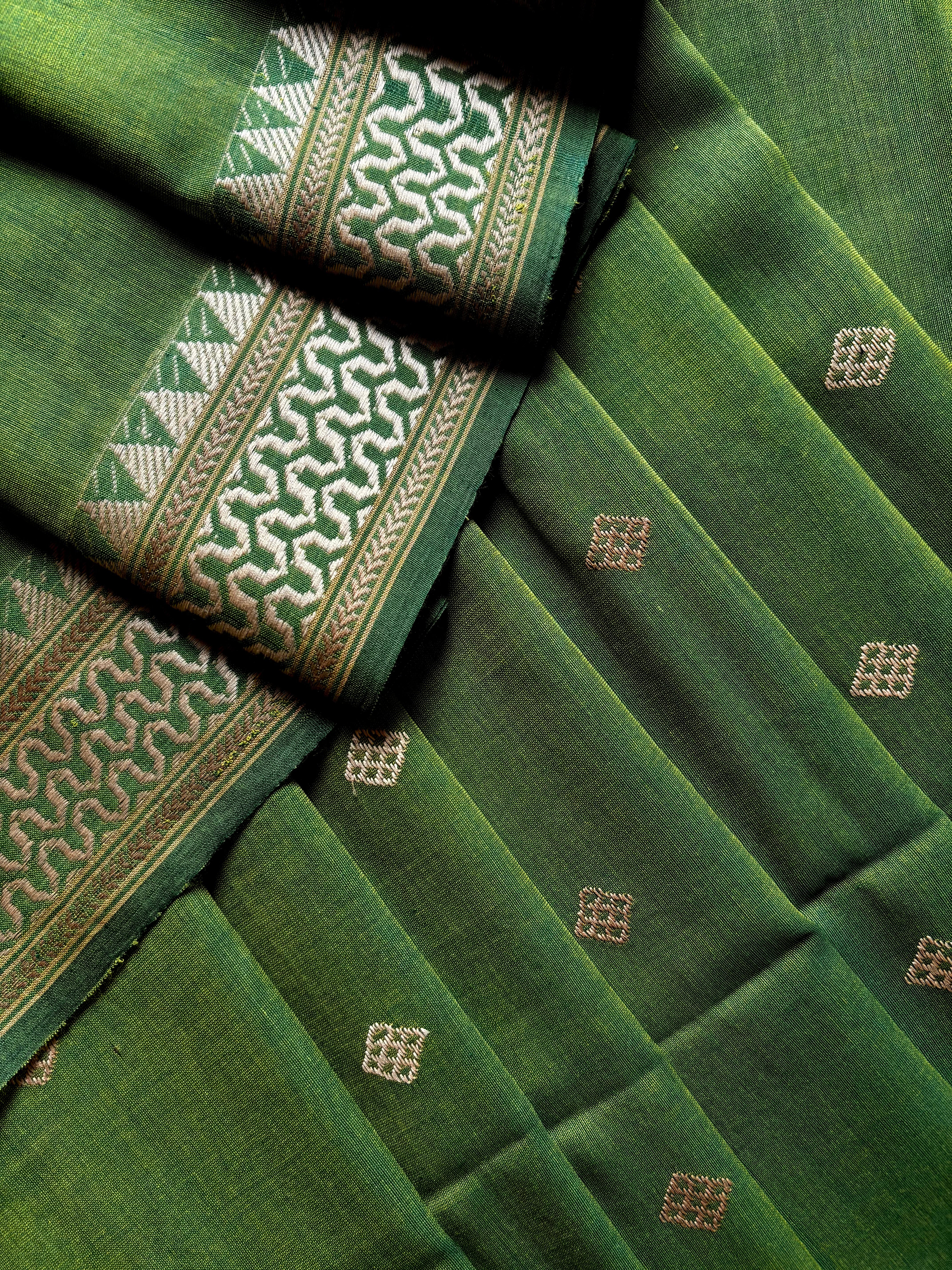 Handwoven Light Green Phulia Cotton Saree
