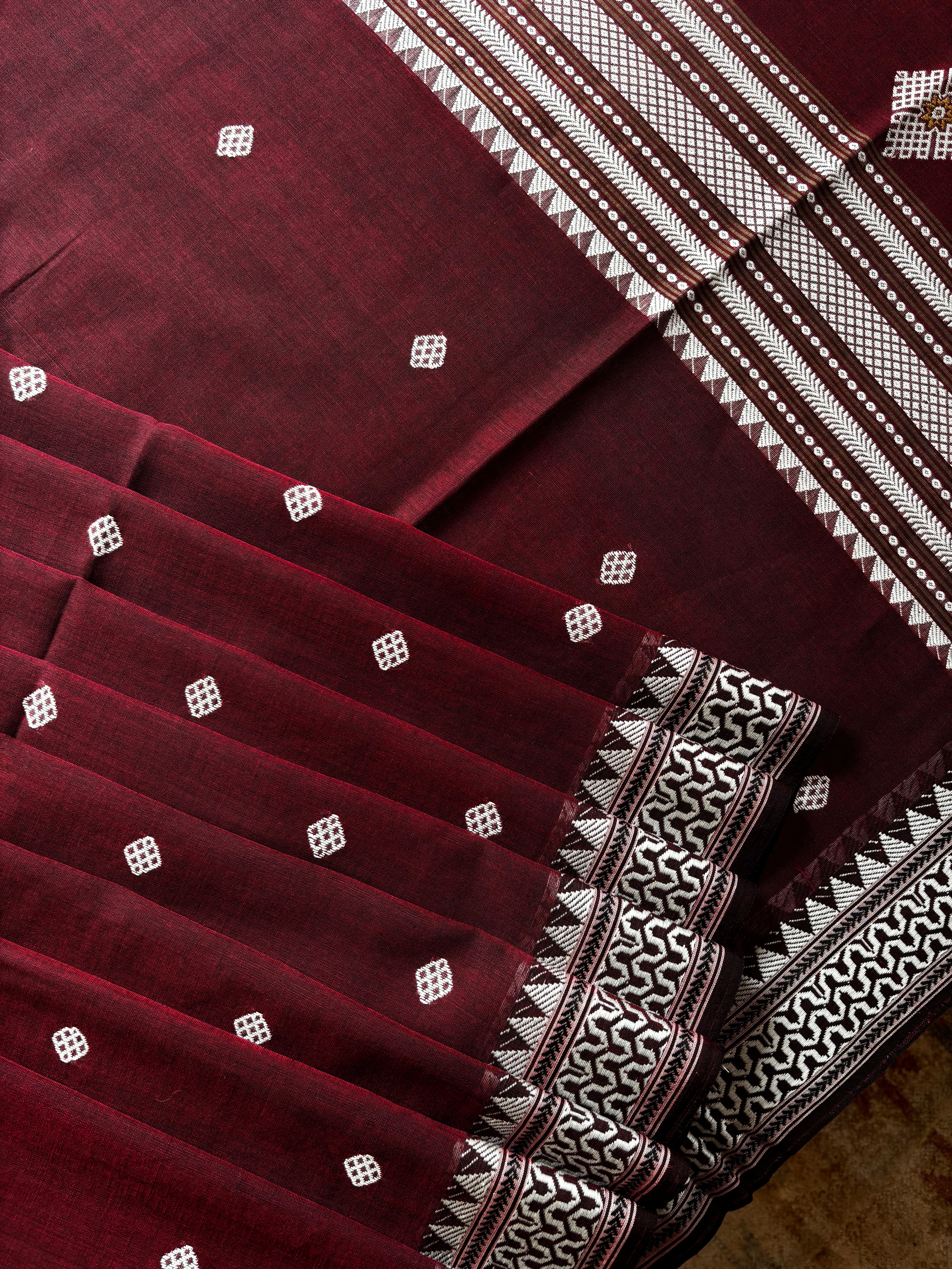 Handwoven Maroonish Wine Colour Phulia Cotton Saree