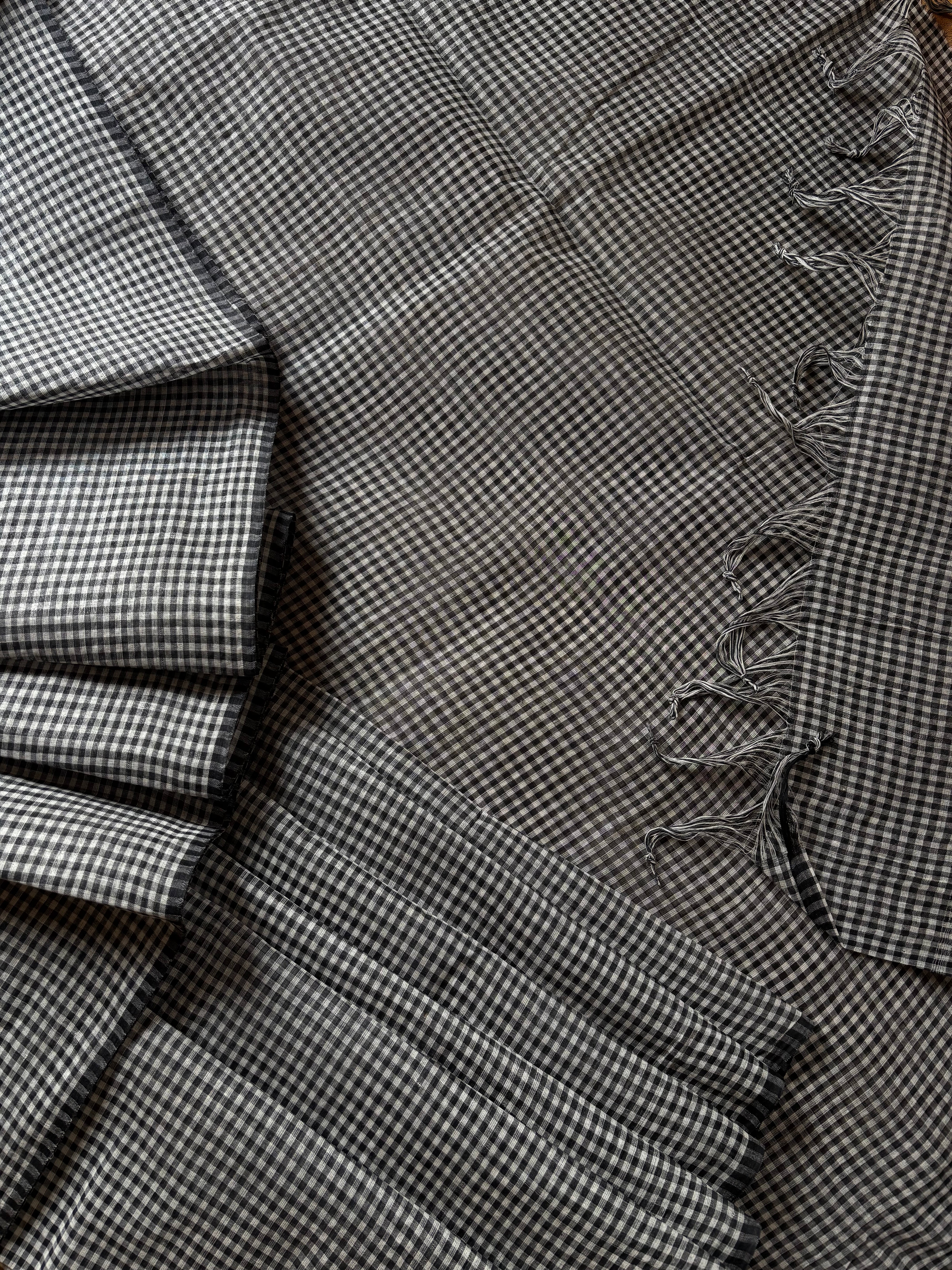 Handwoven White Black Dhonekhali Cotton Saree