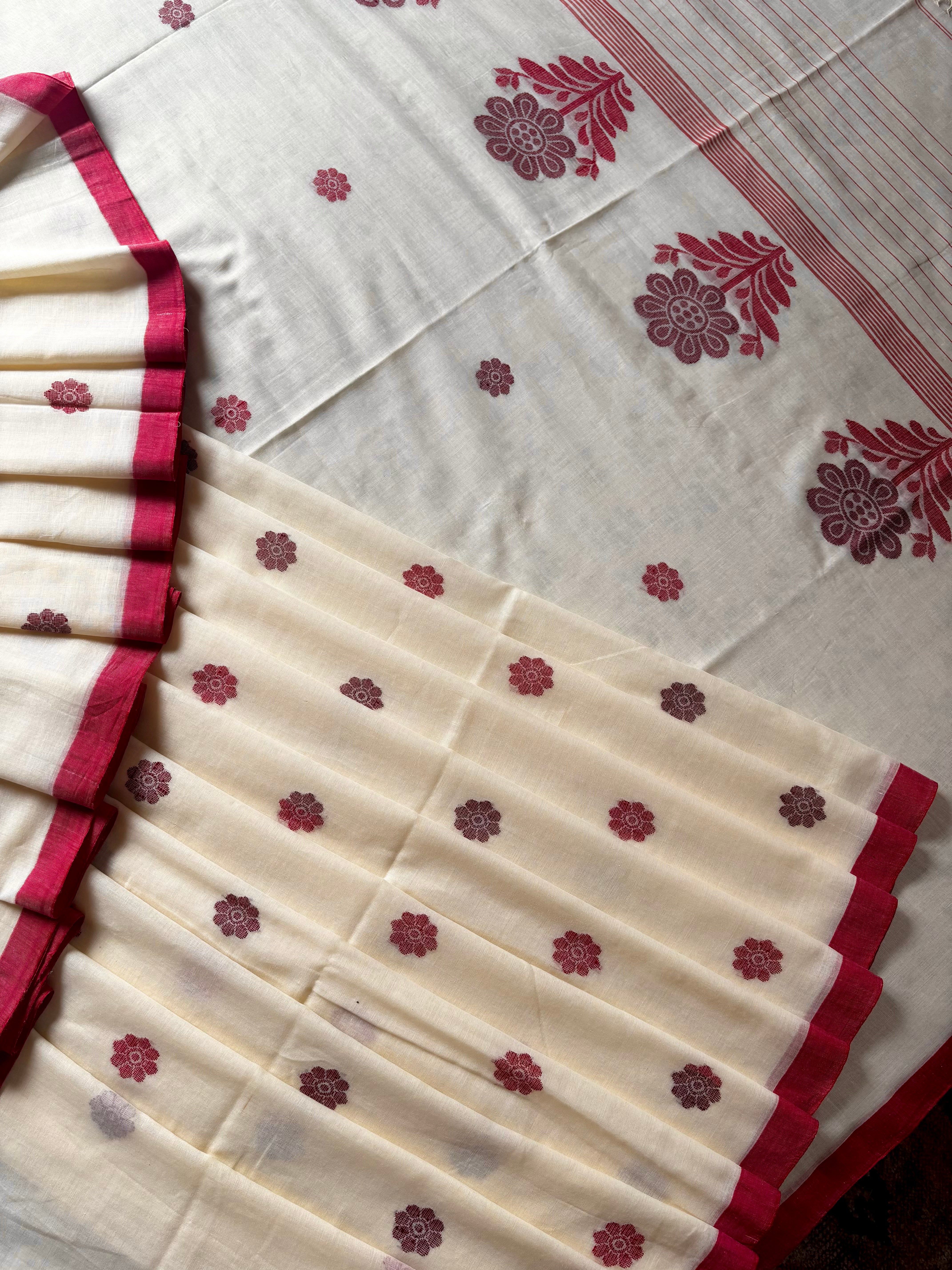 Handwoven Cream Red Maroon Colour Cotton Jamdani Saree
