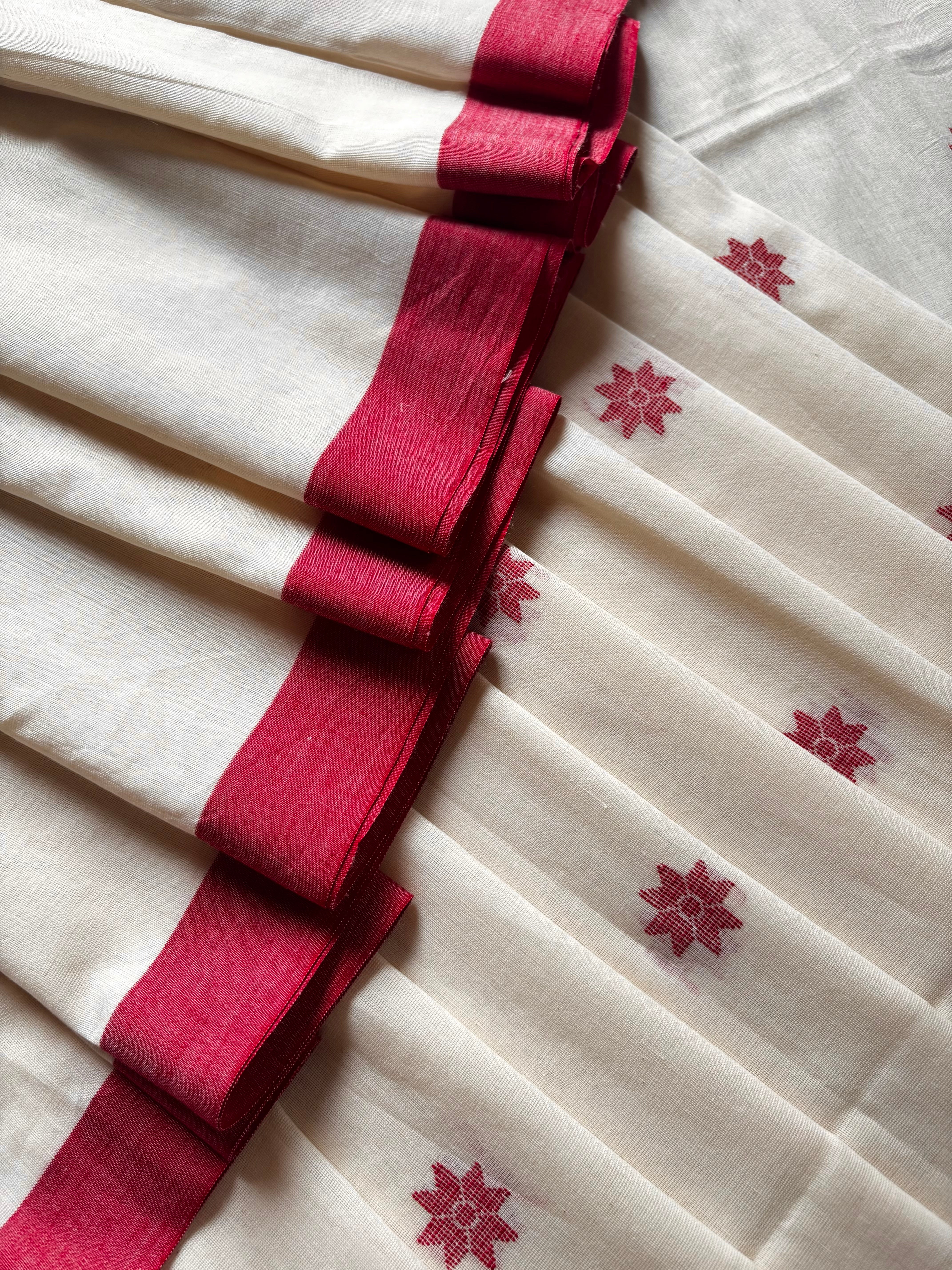 Handwoven Cream Colour Cotton Jamdani Saree