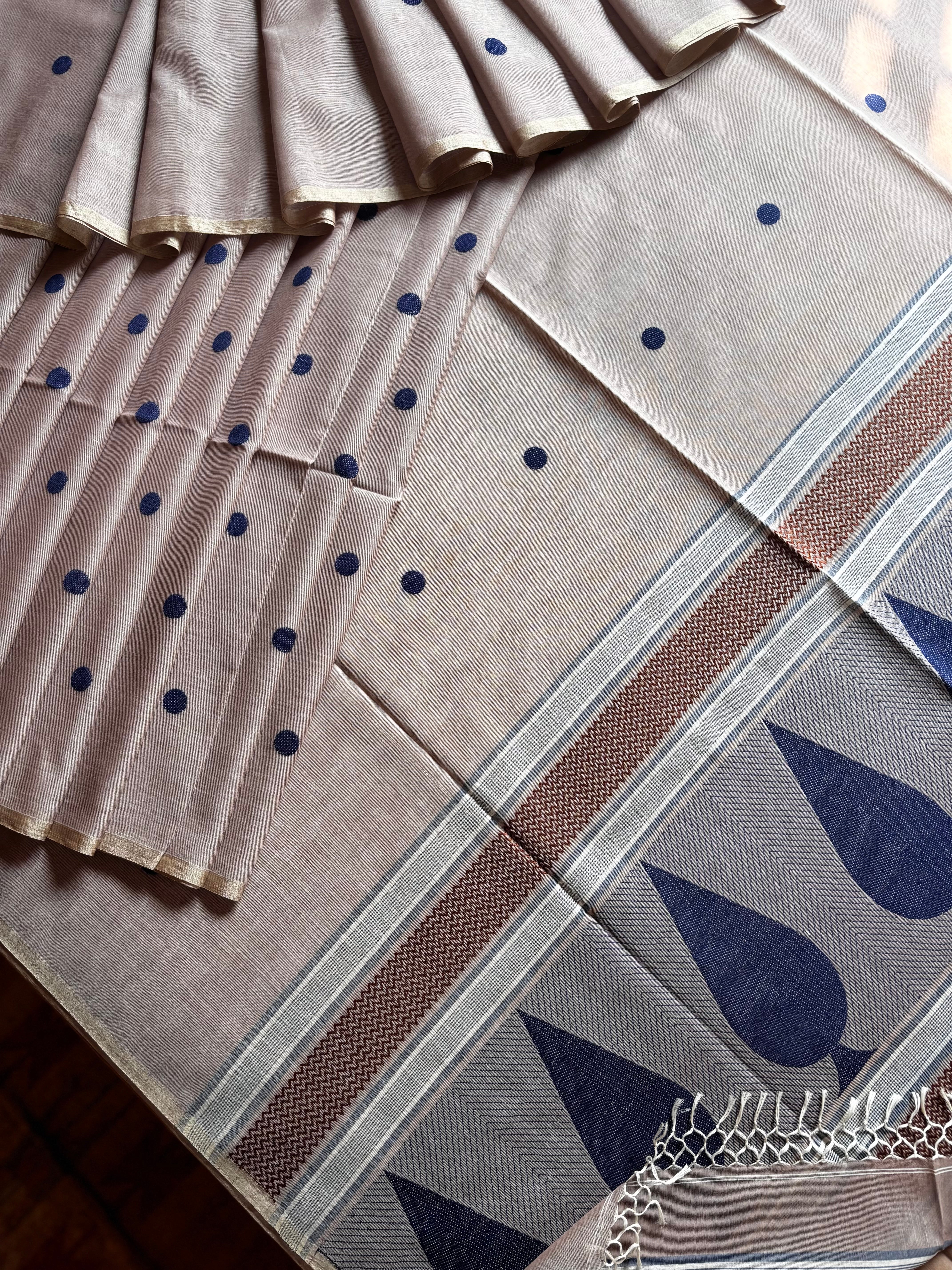 Handwoven Light Pinkish Beige Colour Phulia Cotton Saree