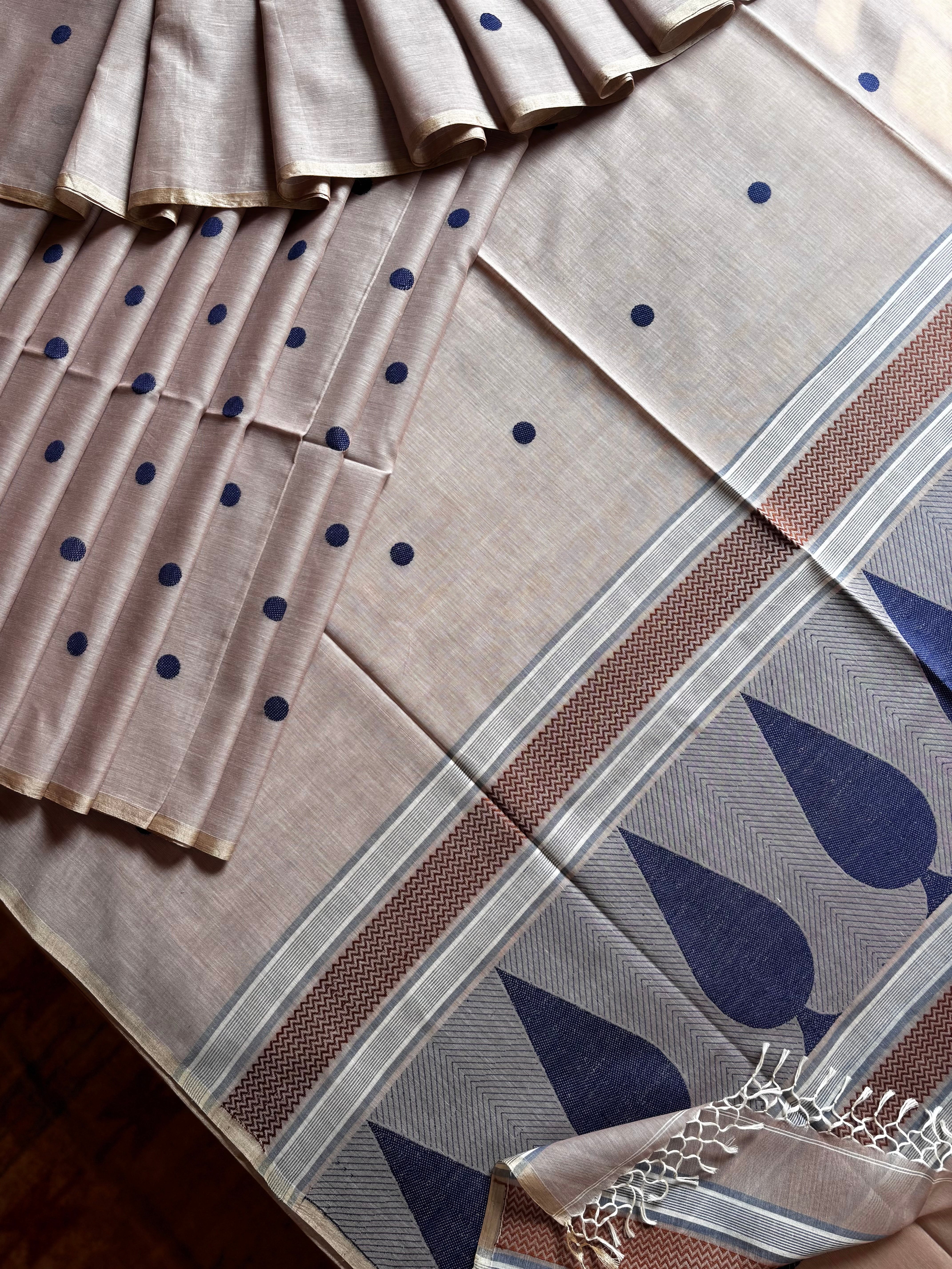 Handwoven Light Pinkish Beige Colour Phulia Cotton Saree