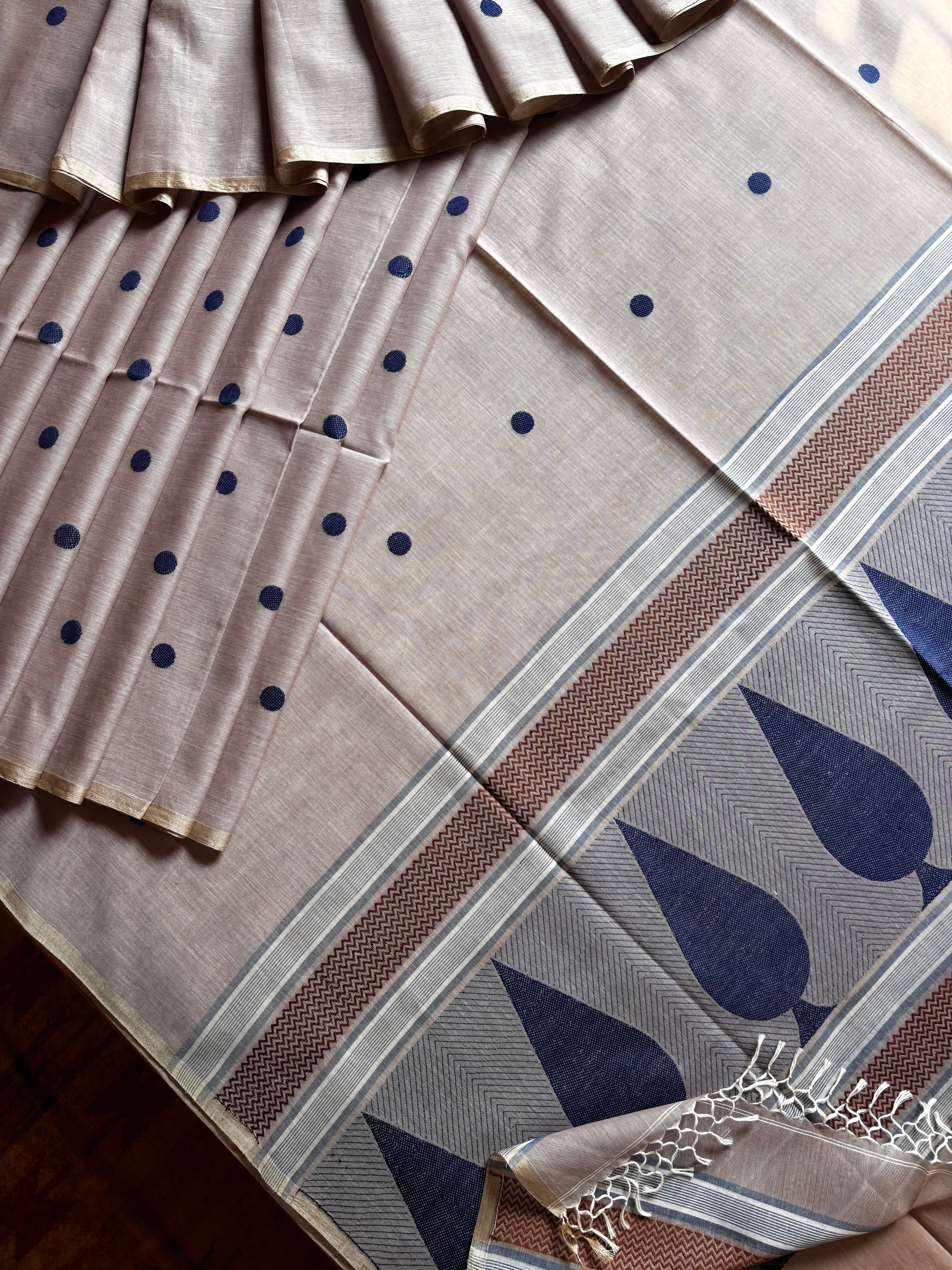 Handwoven Light Pinkish Beige Colour Phulia Cotton Saree