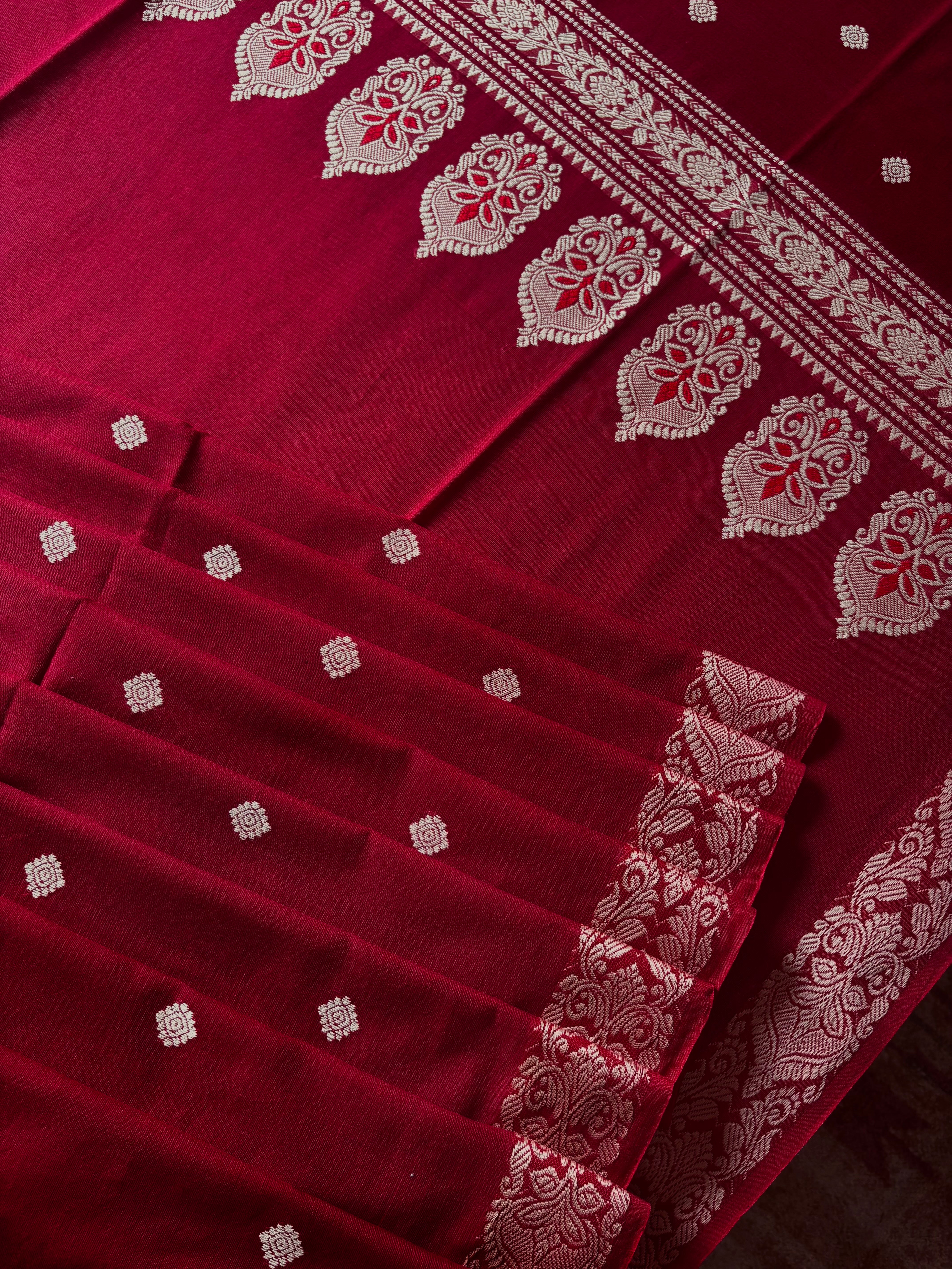 Handwoven Dark Red Beige Phulia Cotton Saree