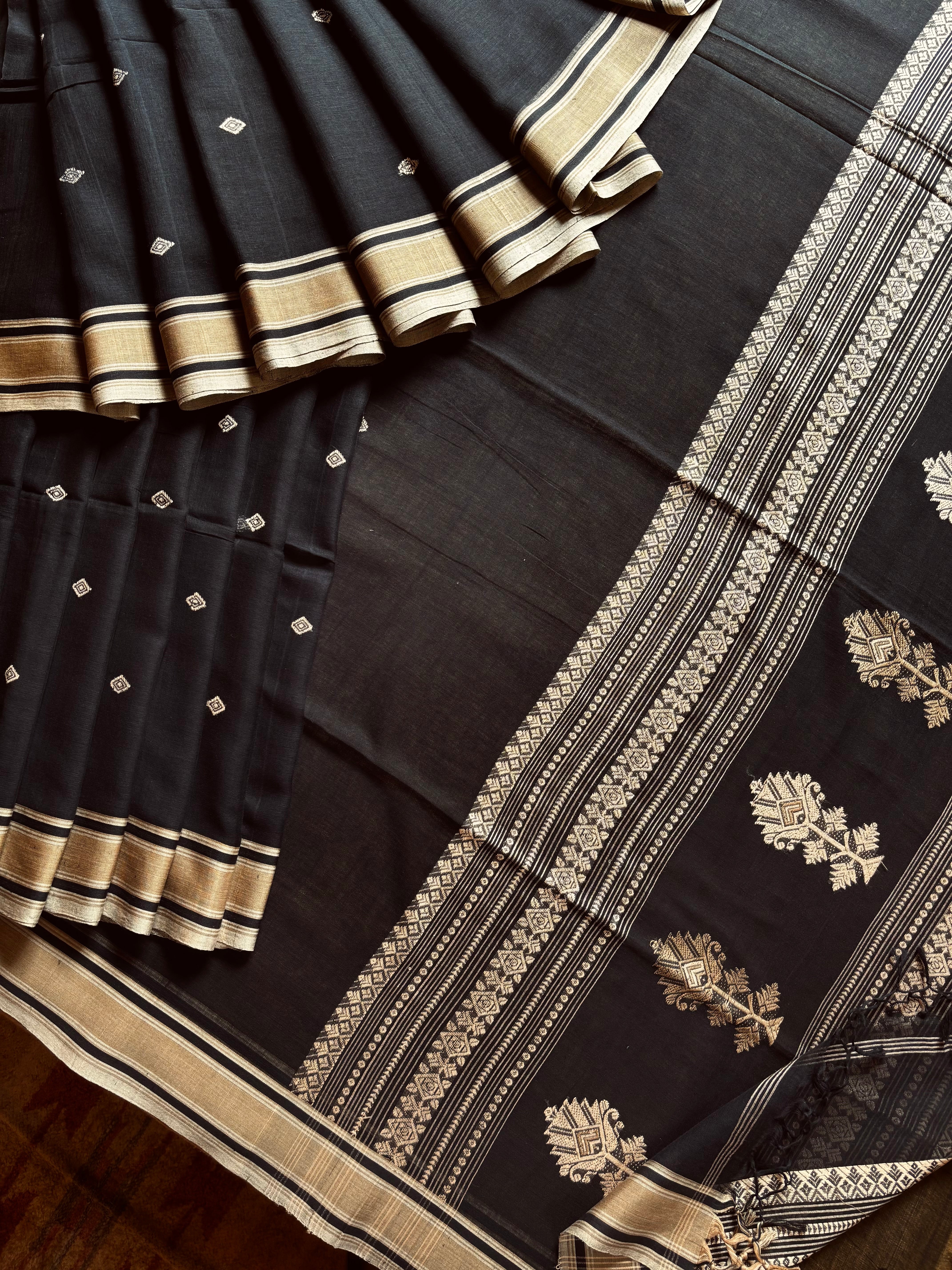 Handwoven Black Beige Phulia Cotton Saree