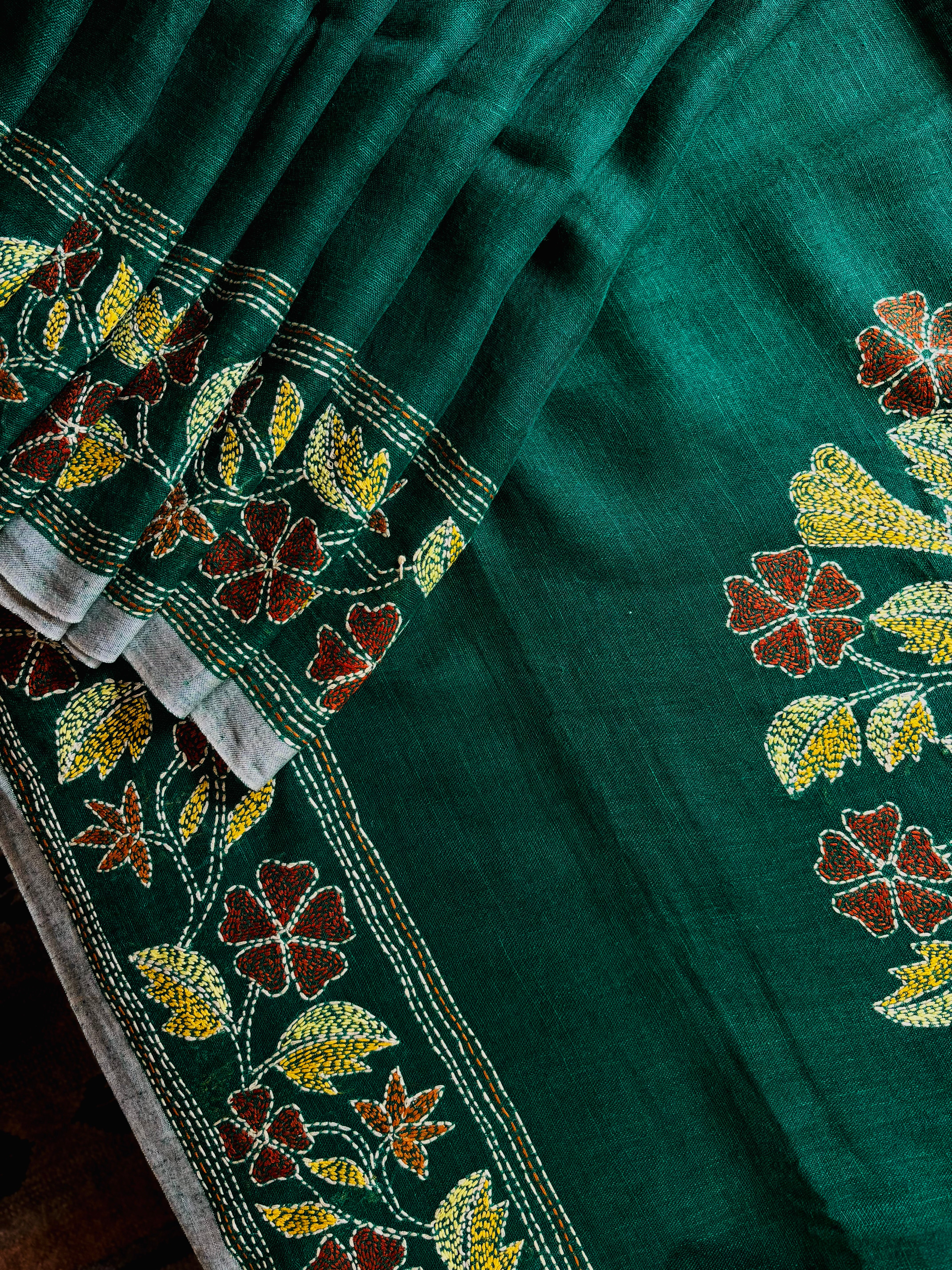 Handwoven Bottle Green Colour Linen Kantha Saree