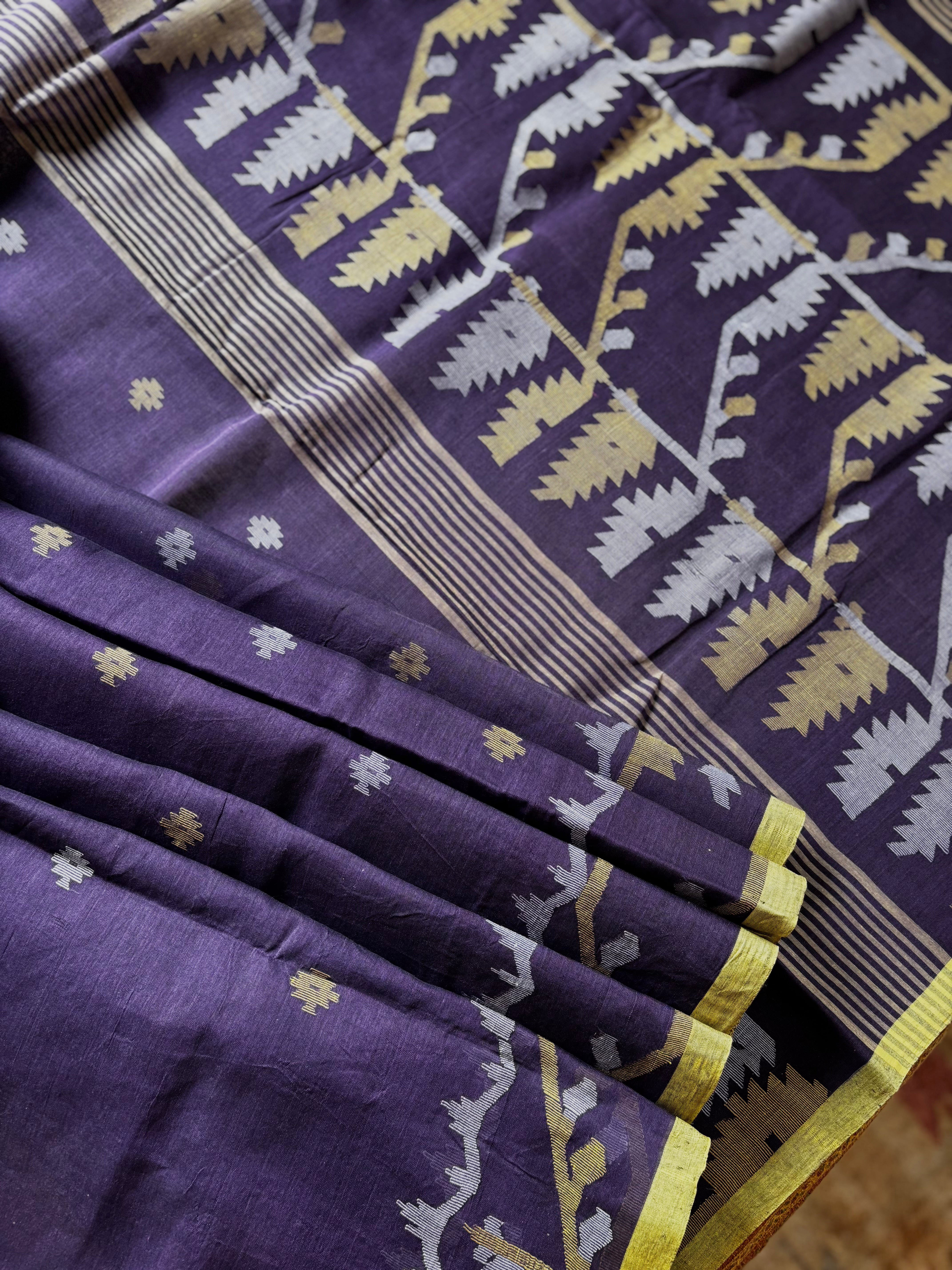 Handwoven Purple Cotton Jamdani Saree