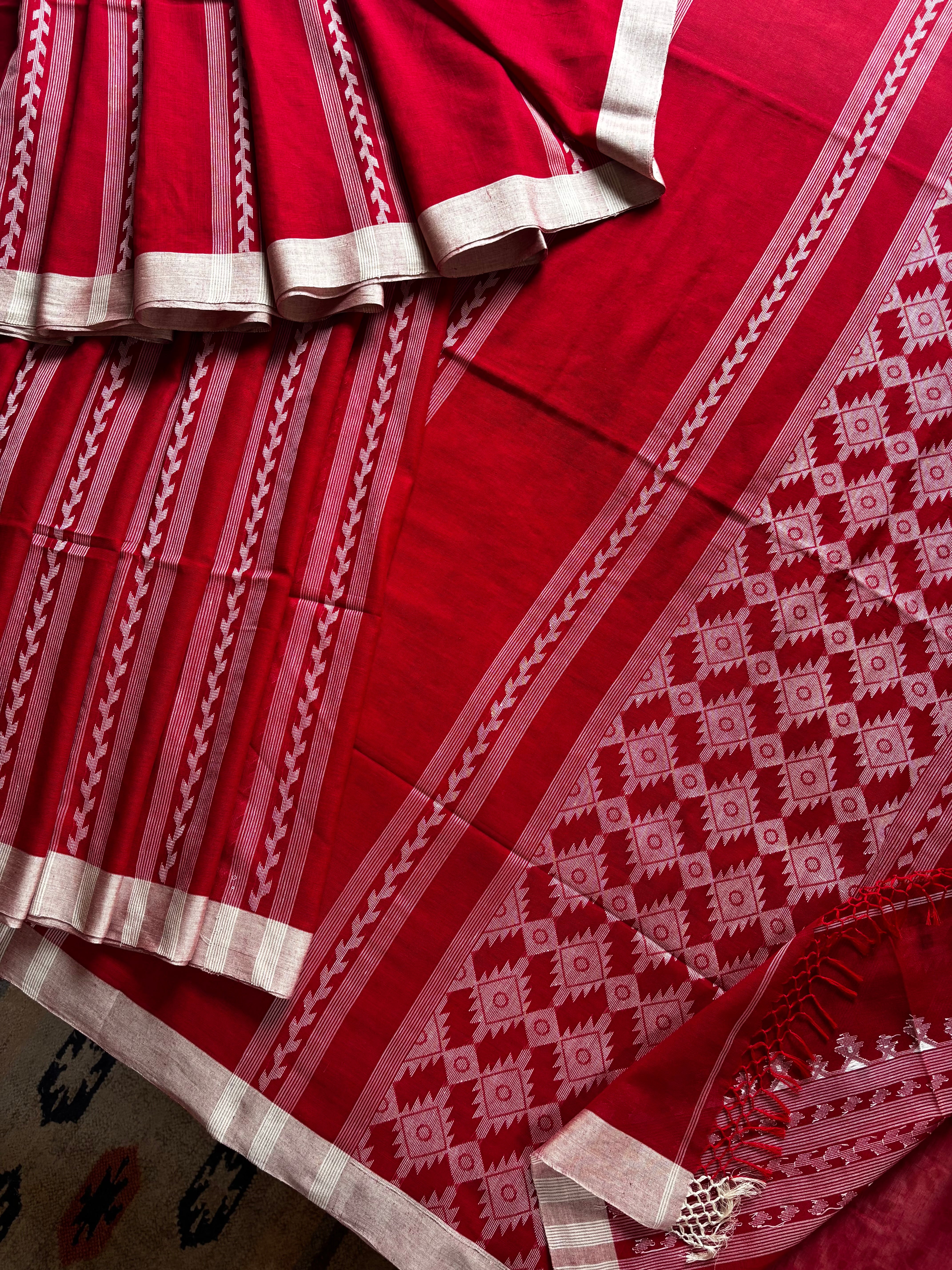 Handwoven Dark Red Colour Cotton Jamdani Saree