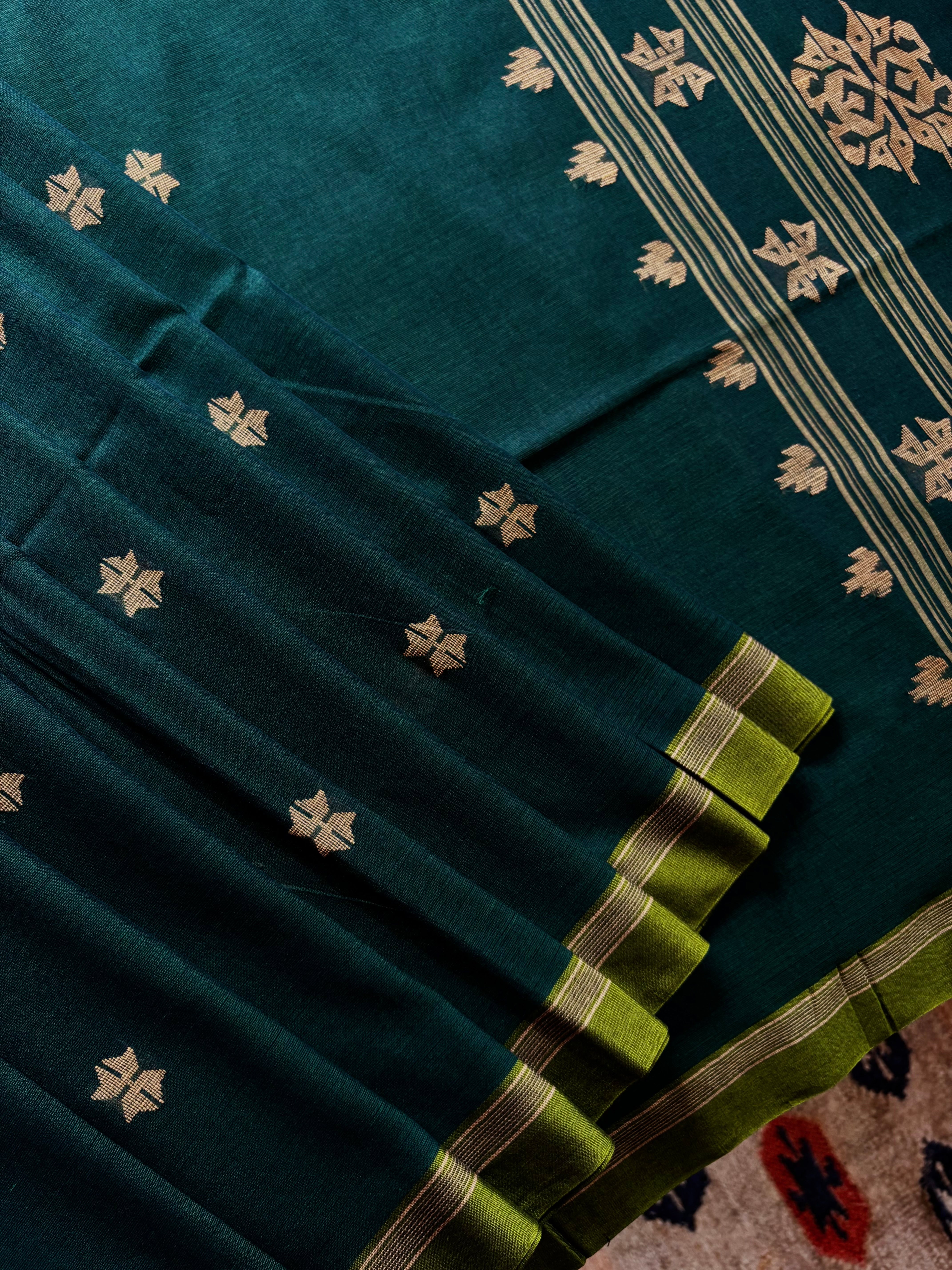 Handwoven Dark Bottle Colour Cotton Jamdani Saree