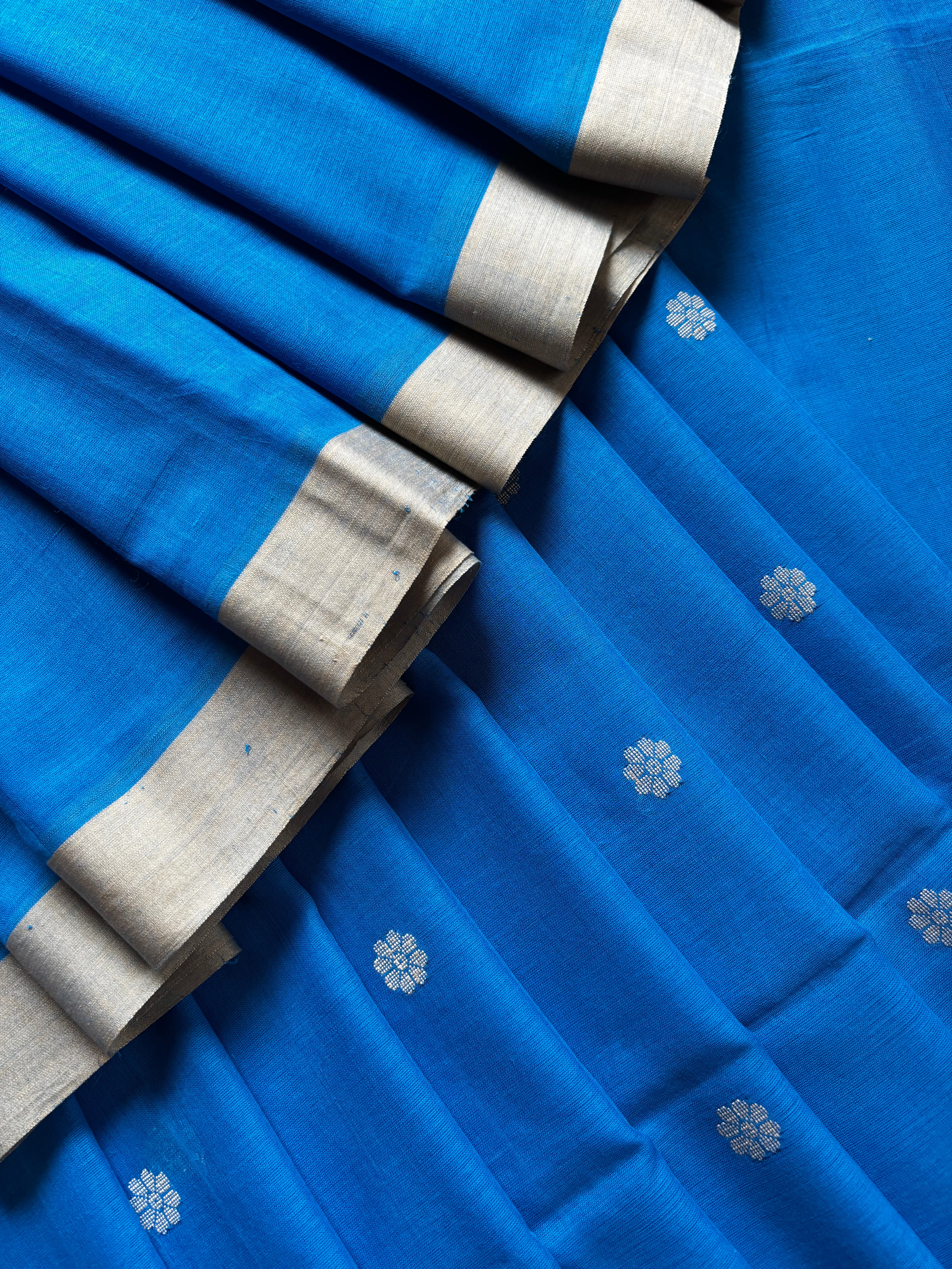 Handwoven Firozi Blue Colour Cotton Jamdani Saree