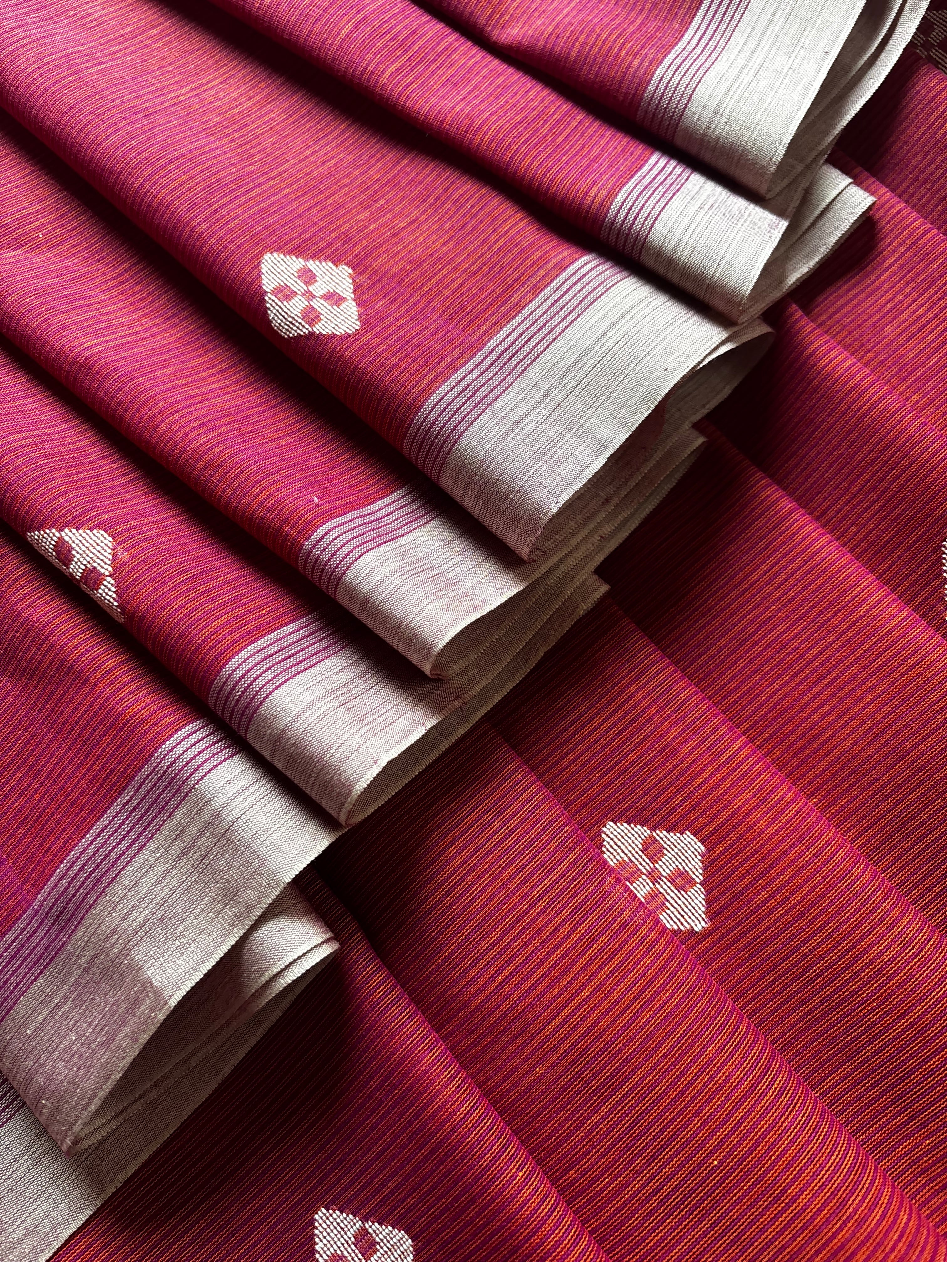 Handwoven Pink Purple Dual Toned Cotton Jamdani Saree