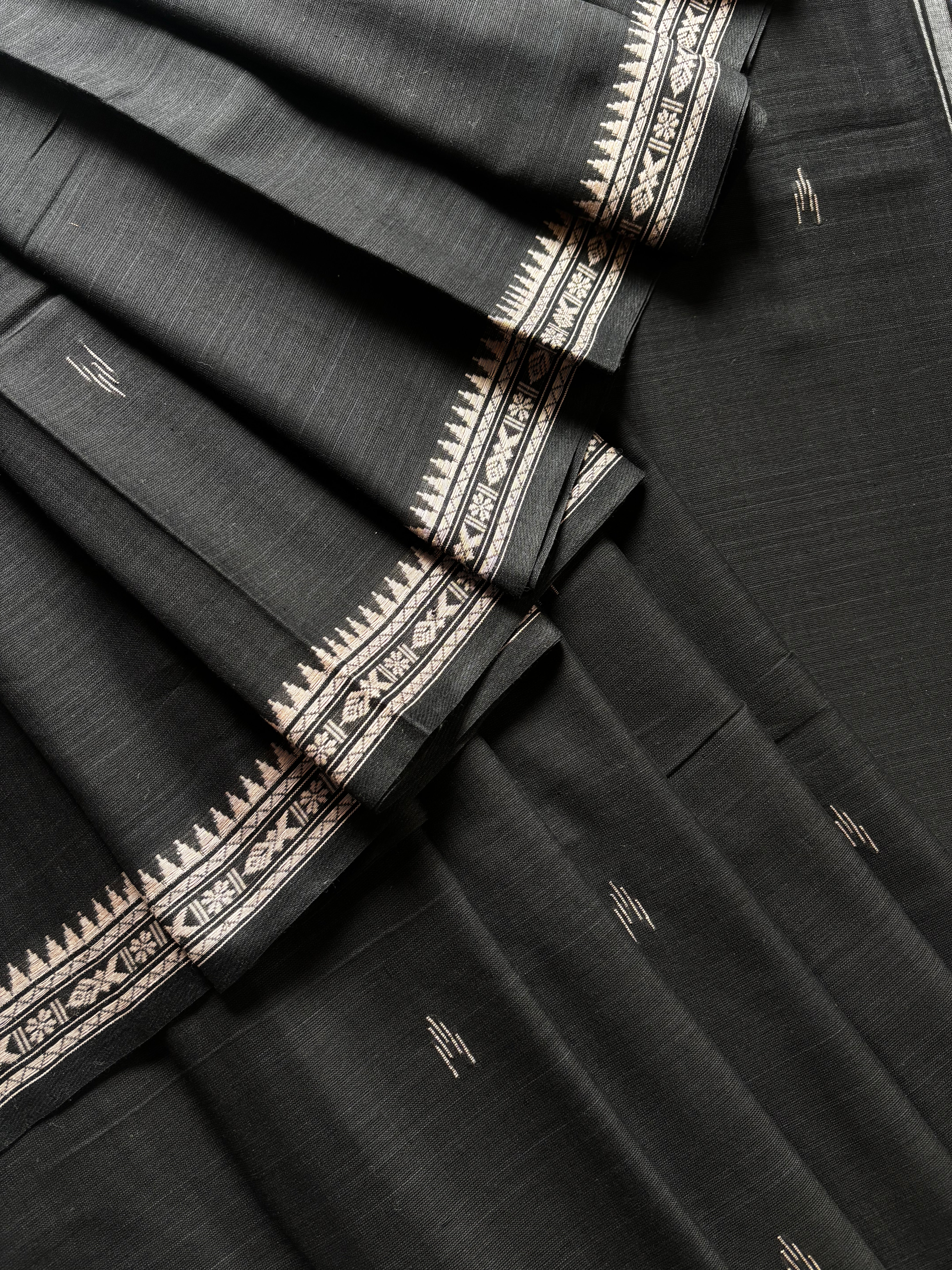 Handwoven Black Colour Cotton Dhonekhali Saree