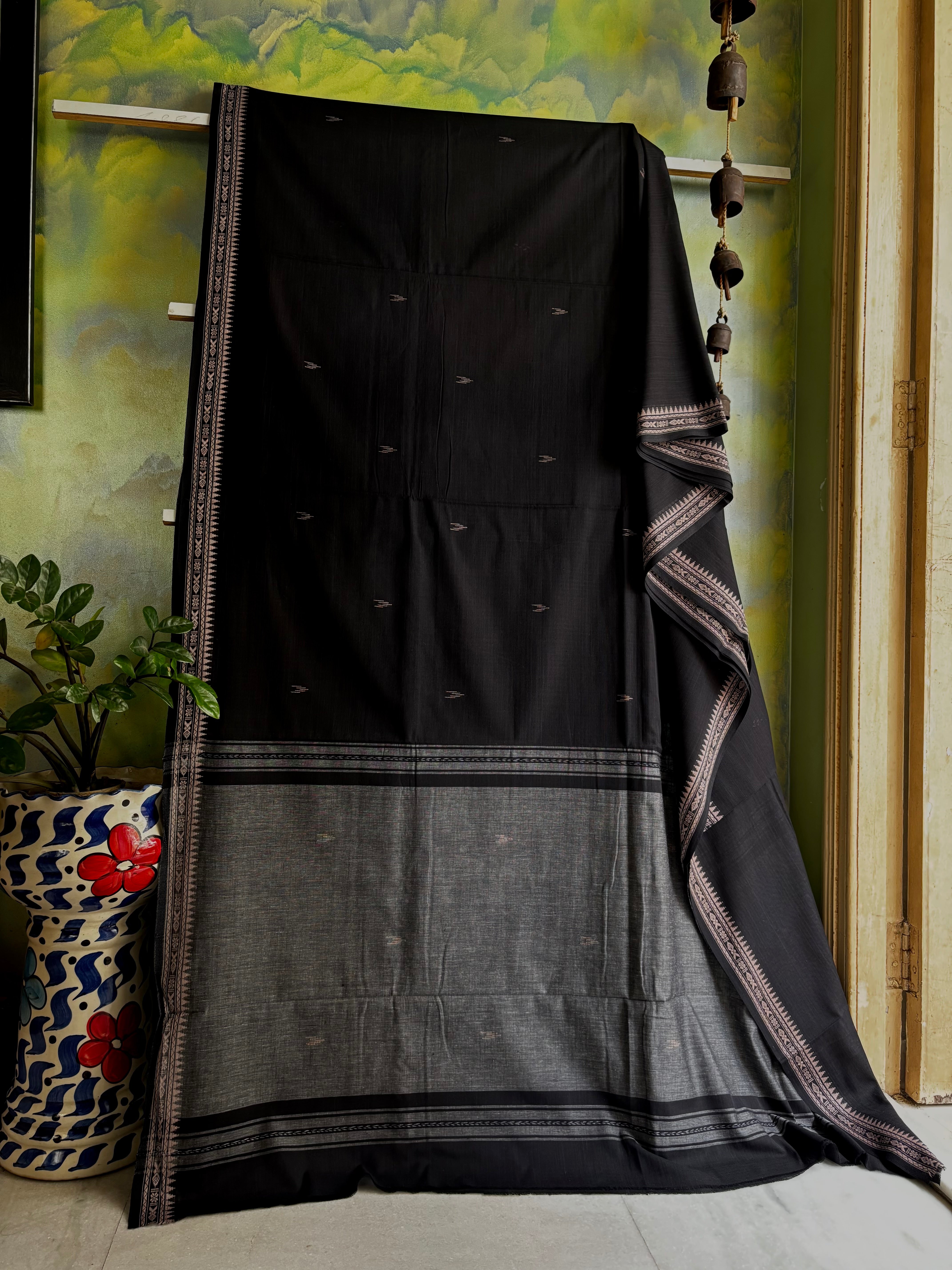 Handwoven Black Colour Cotton Dhonekhali Saree
