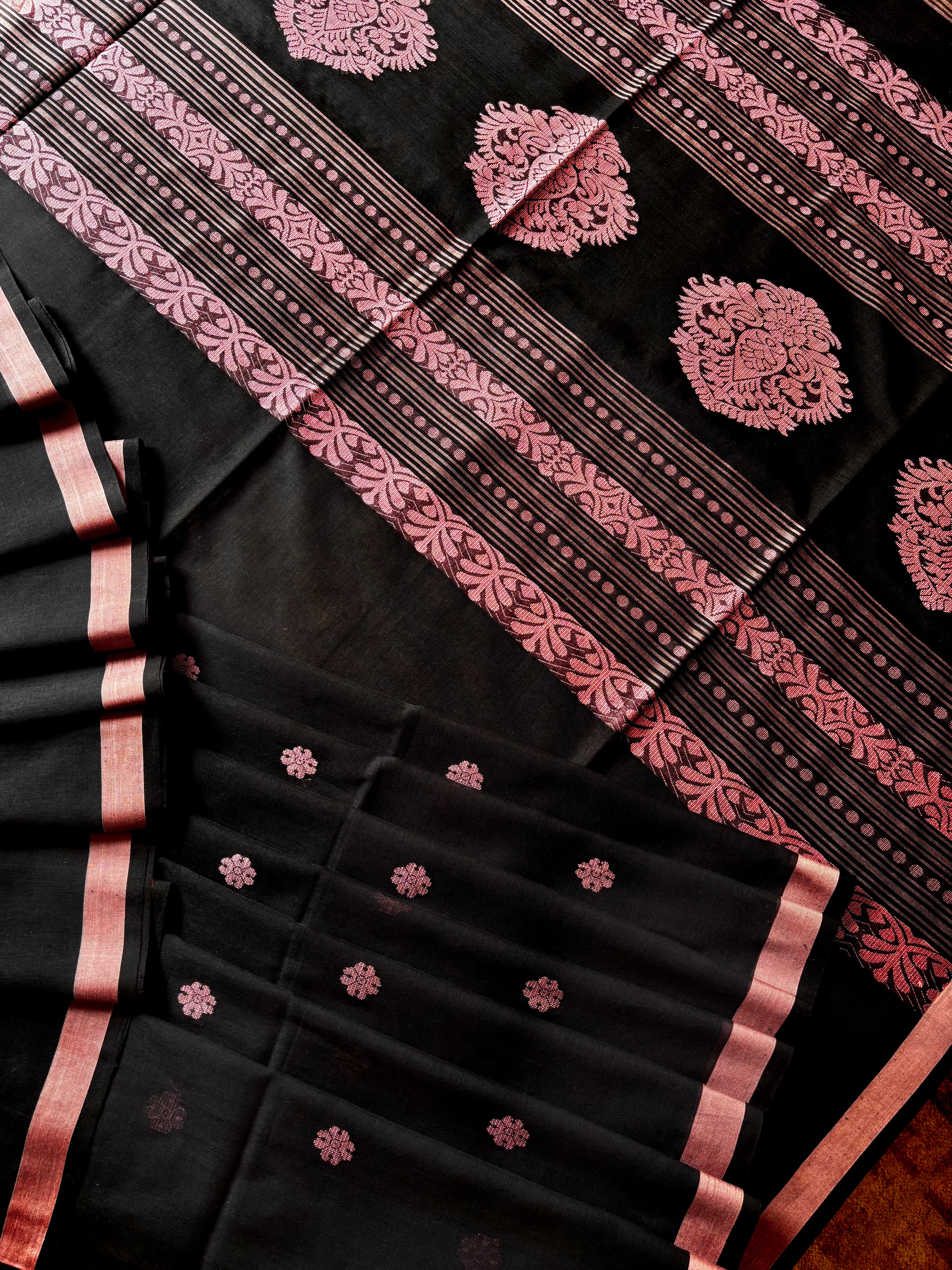 Handwoven Black Pink Cotton Jamdani Saree