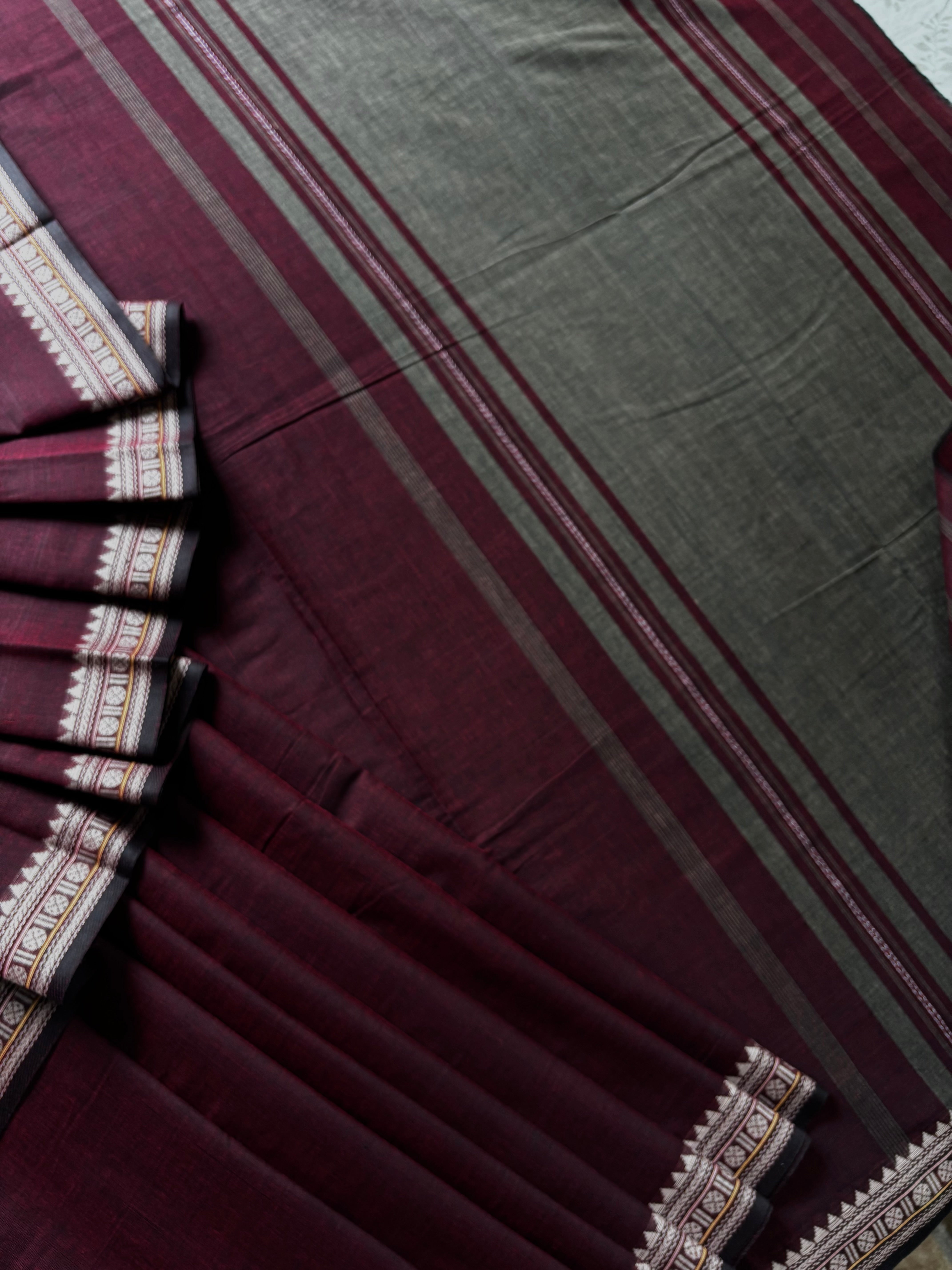 Handwoven Dark Wine Colour Cotton Dhonekhali Saree