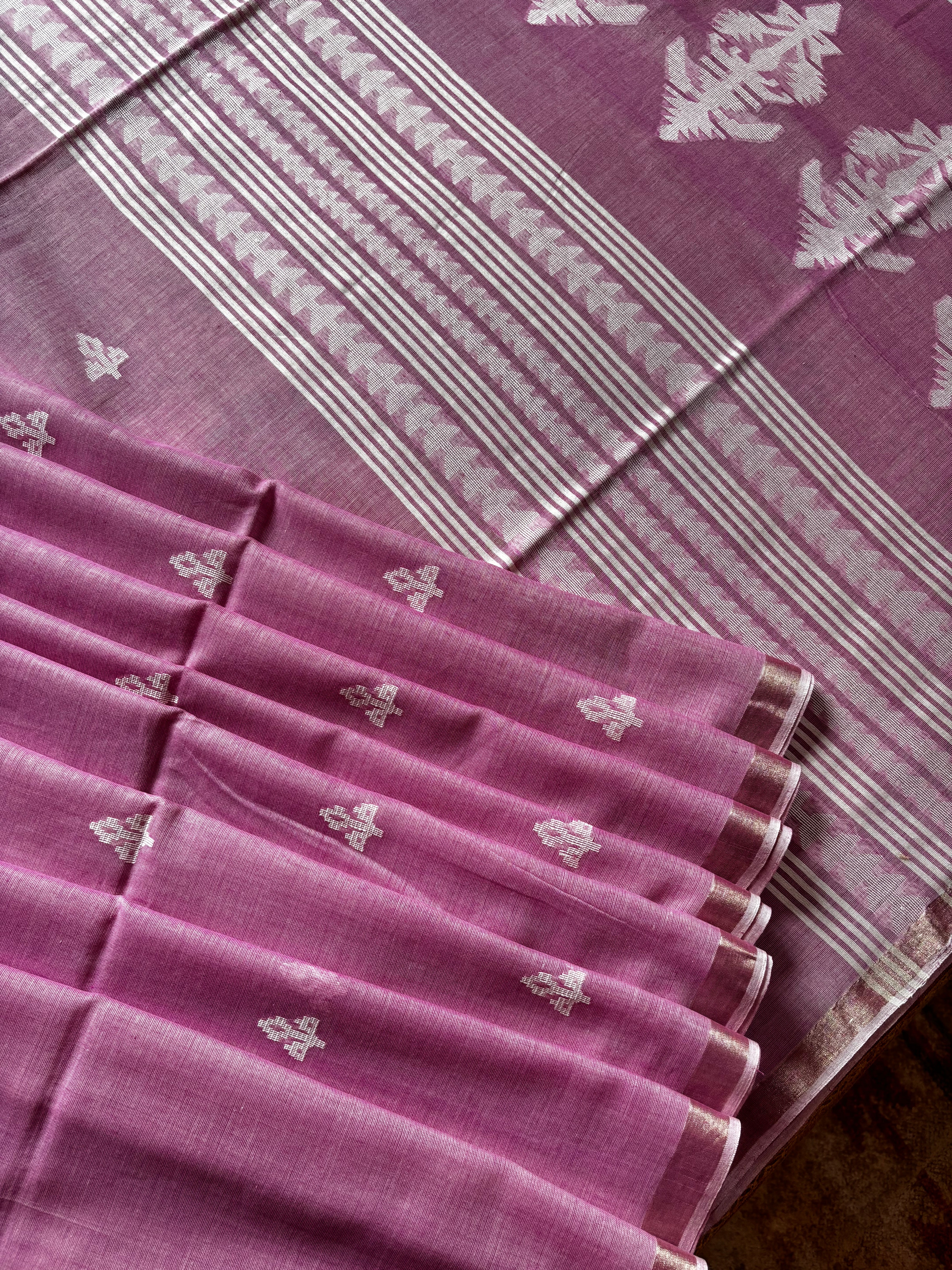 Handwoven Pink Colour Cotton Jamdani Saree