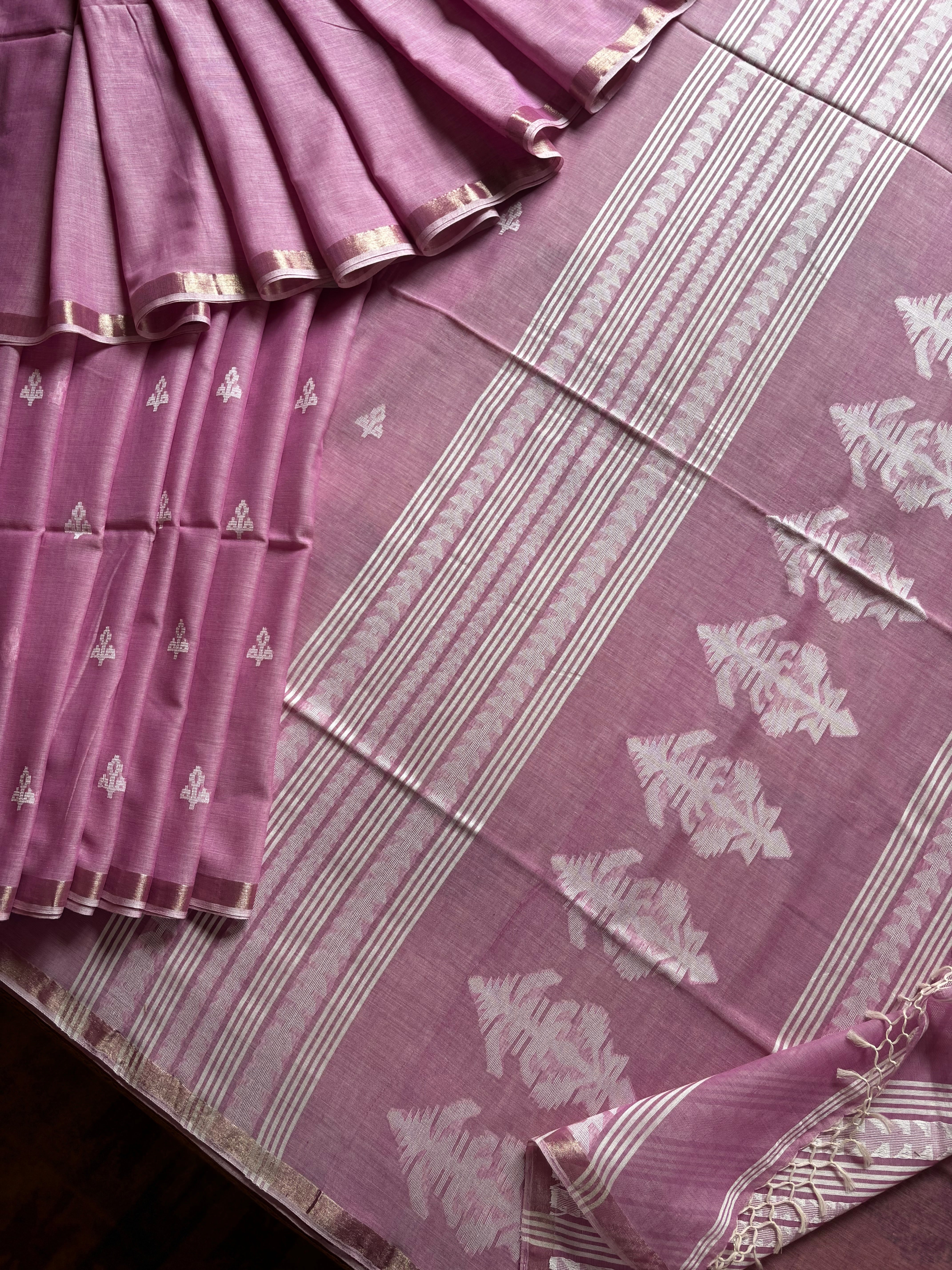 Handwoven Pink Colour Cotton Jamdani Saree
