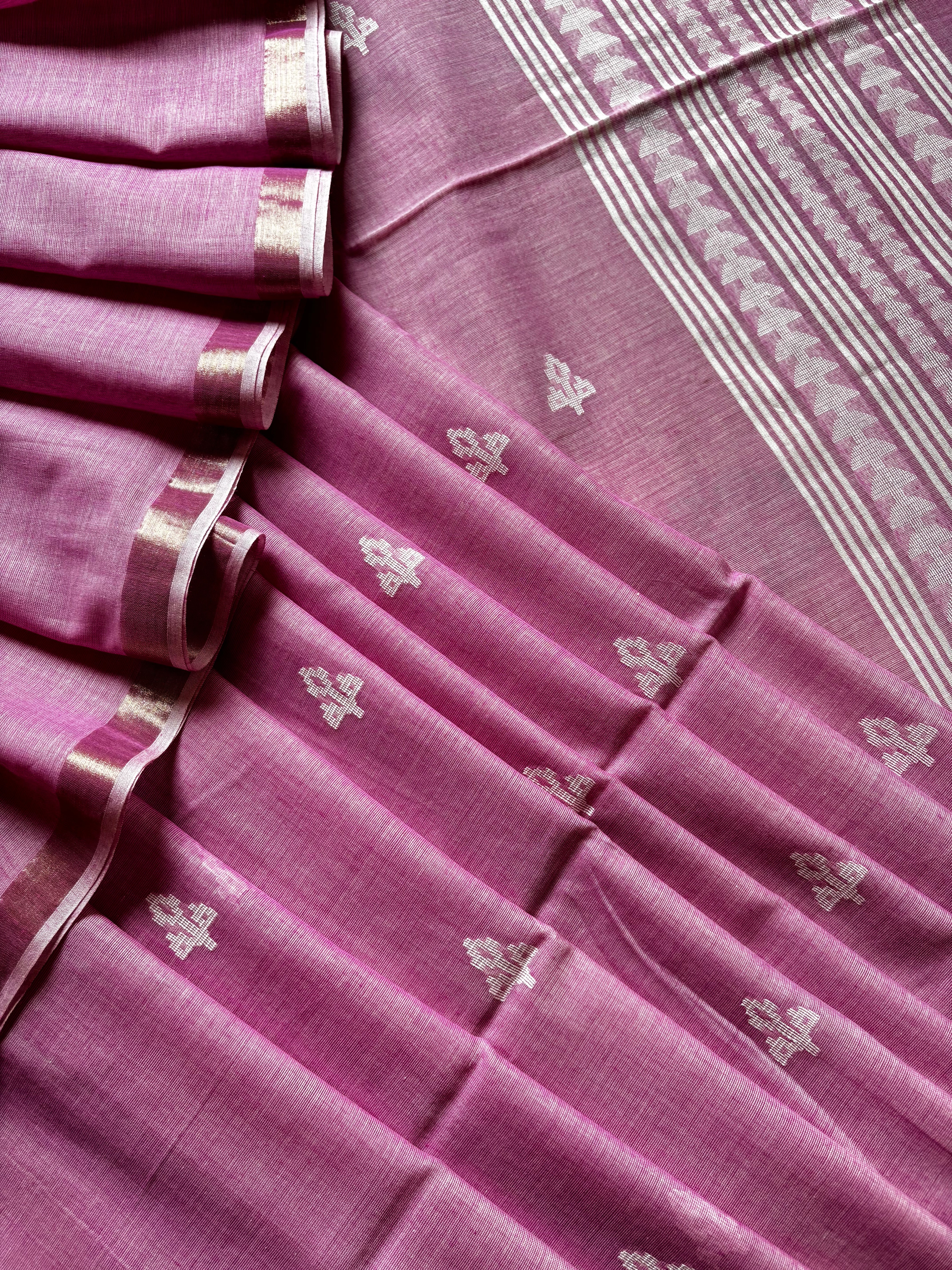 Handwoven Pink Colour Cotton Jamdani Saree