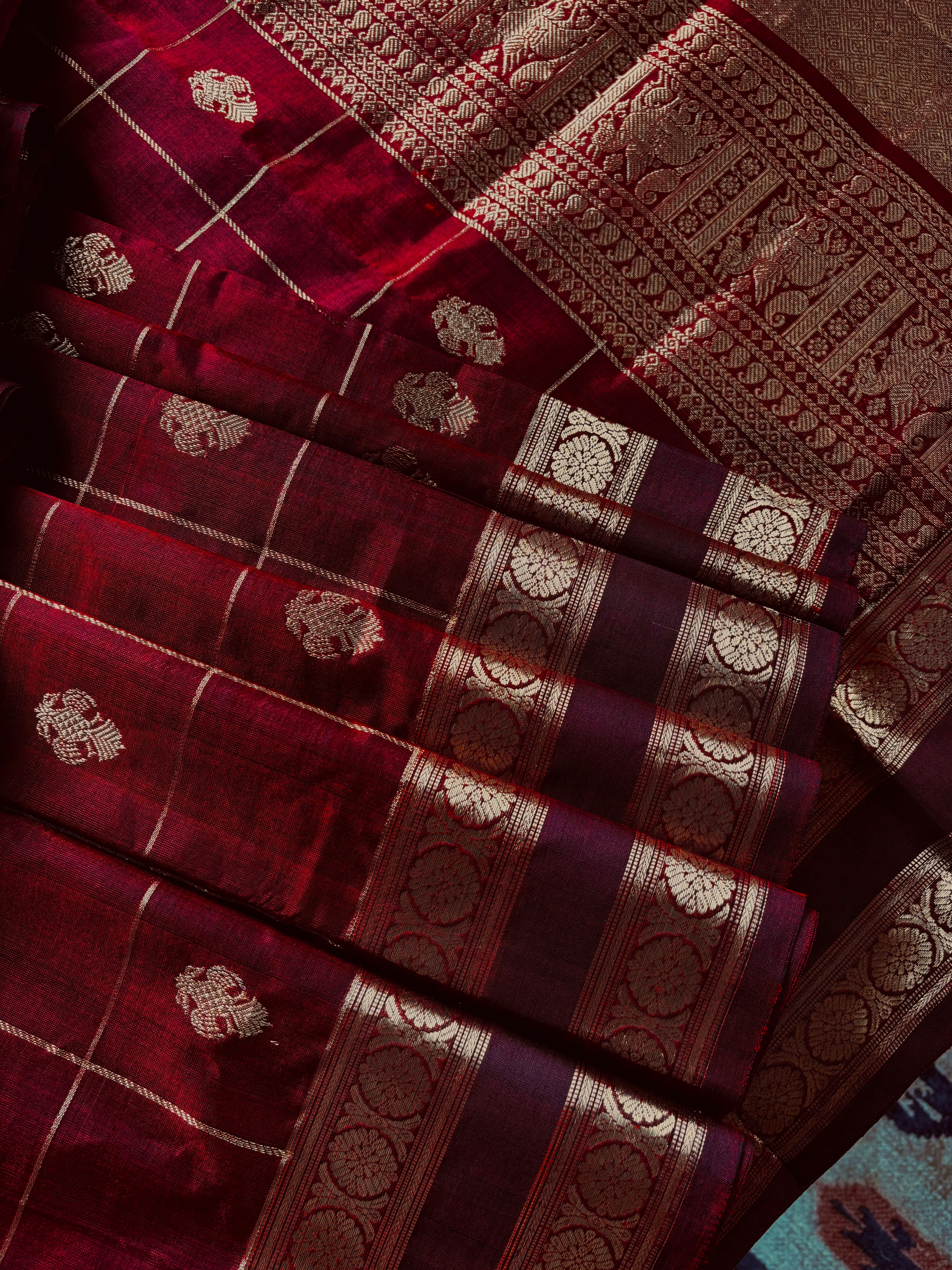 Handwoven Dark Maroon Colour Kanchipuram Silk Cotton Saree