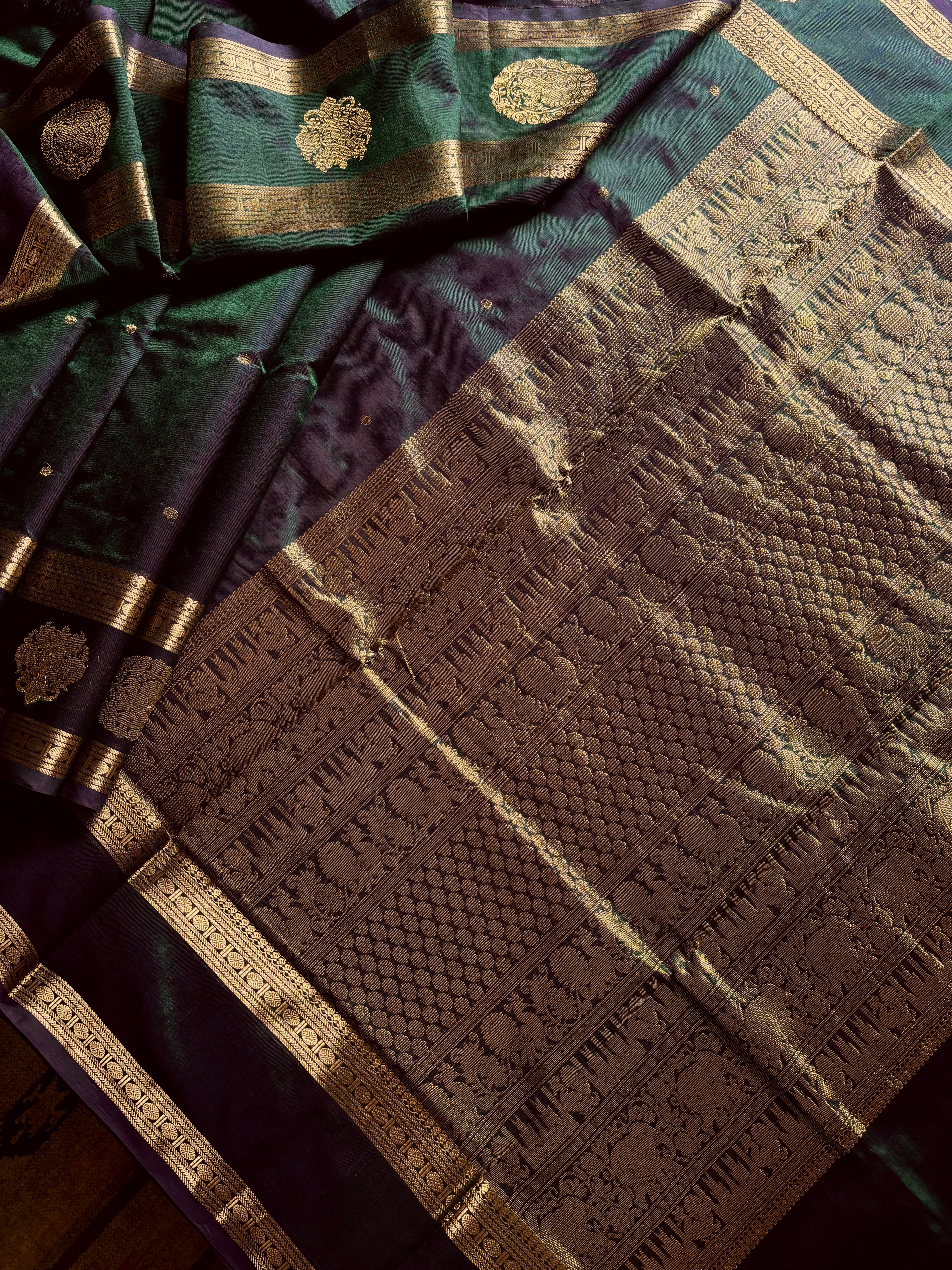 Handwoven Dual Toned Green Kanchipuram Silk Cotton Saree