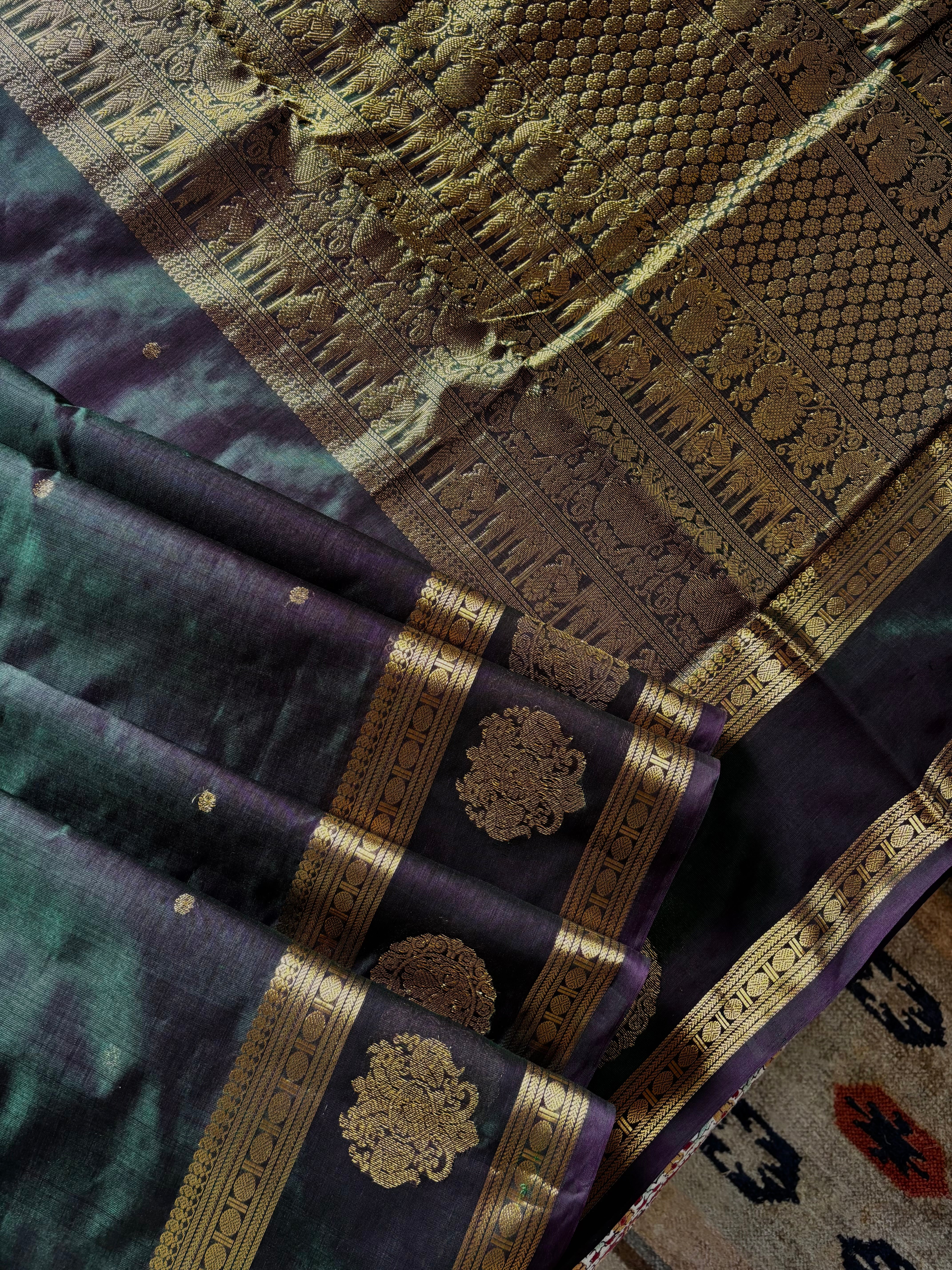 Handwoven Dual Toned Green Kanchipuram Silk Cotton Saree