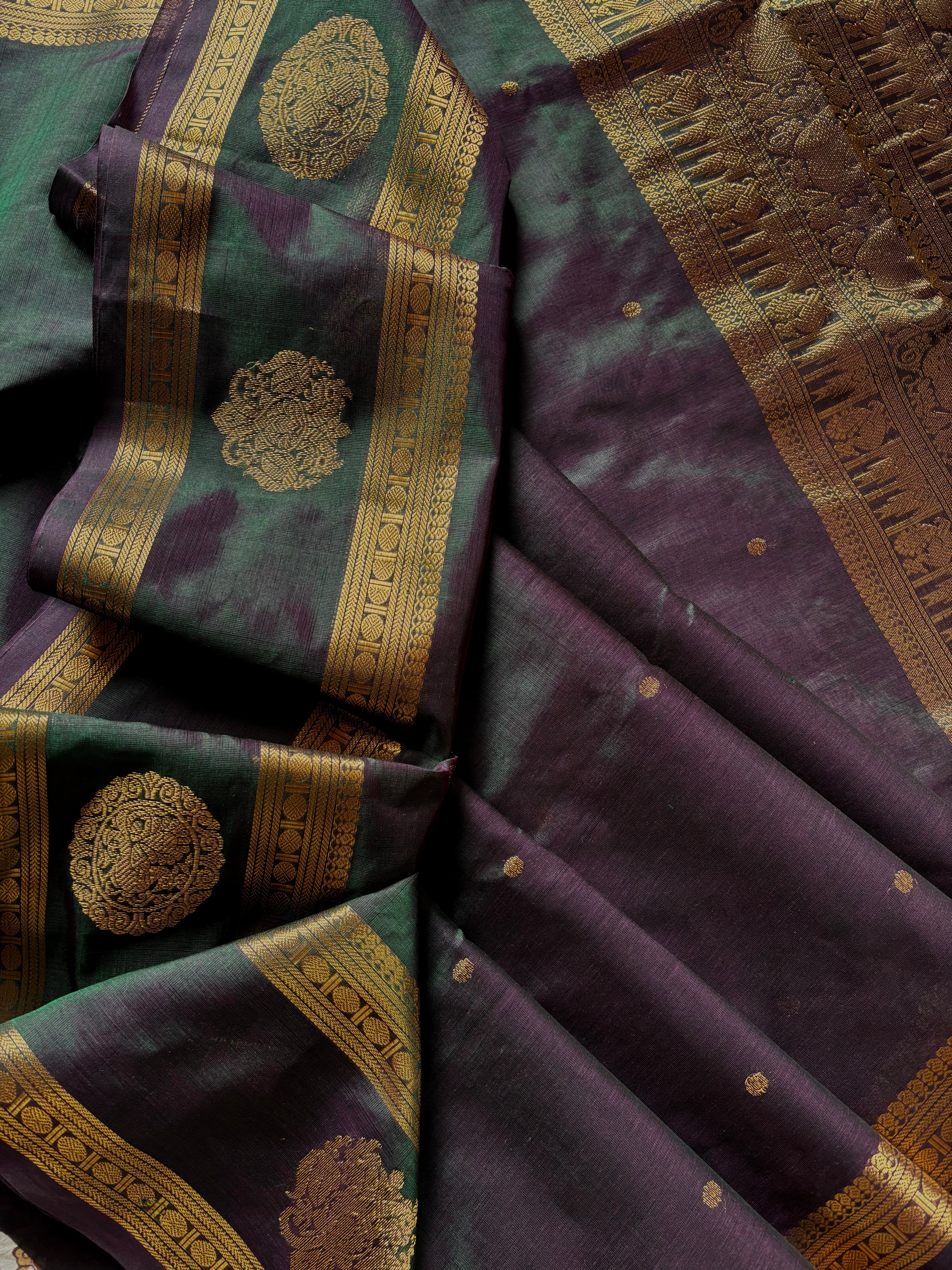 Handwoven Dual Toned Green Kanchipuram Silk Cotton Saree