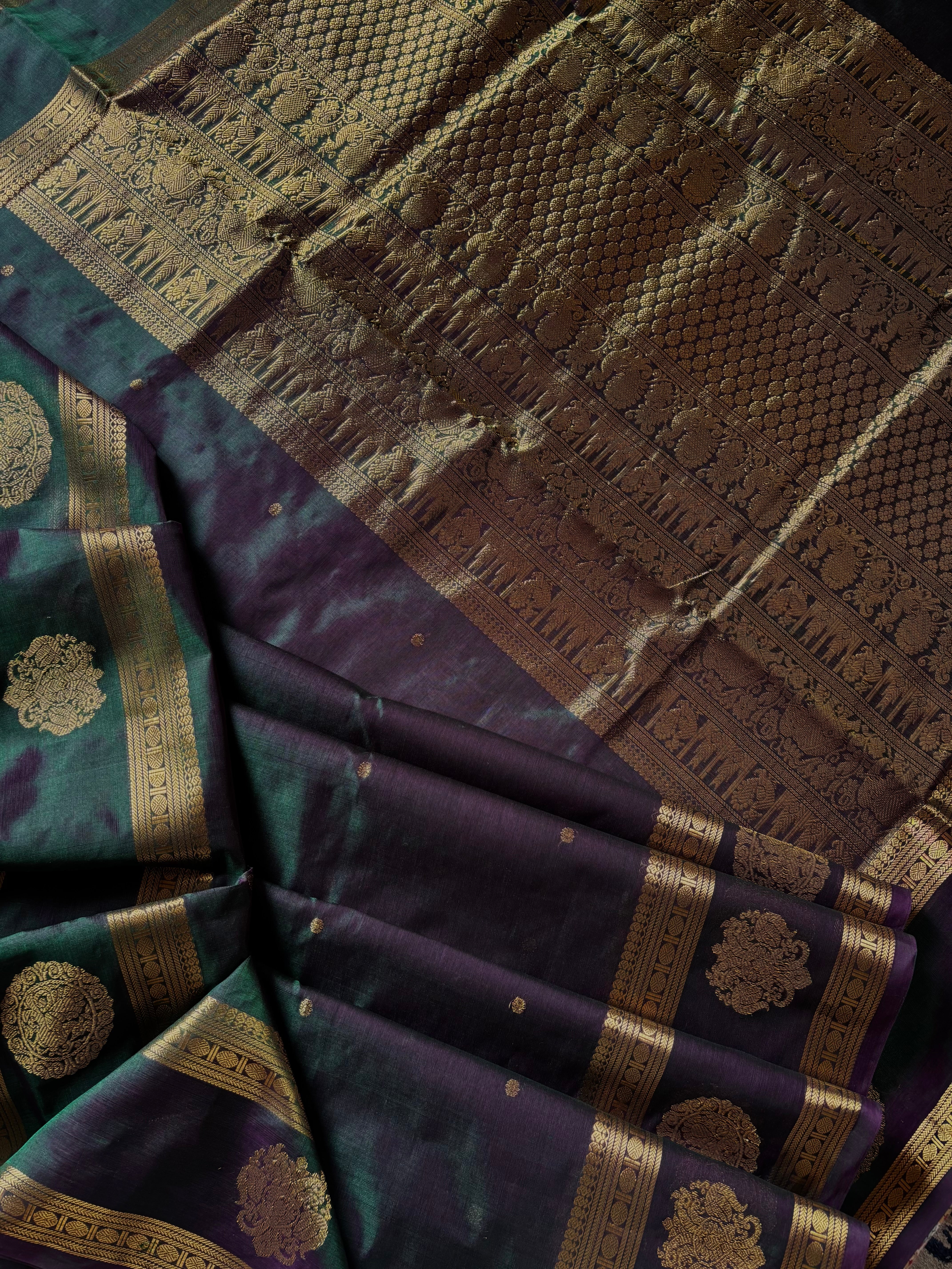 Handwoven Dual Toned Green Kanchipuram Silk Cotton Saree