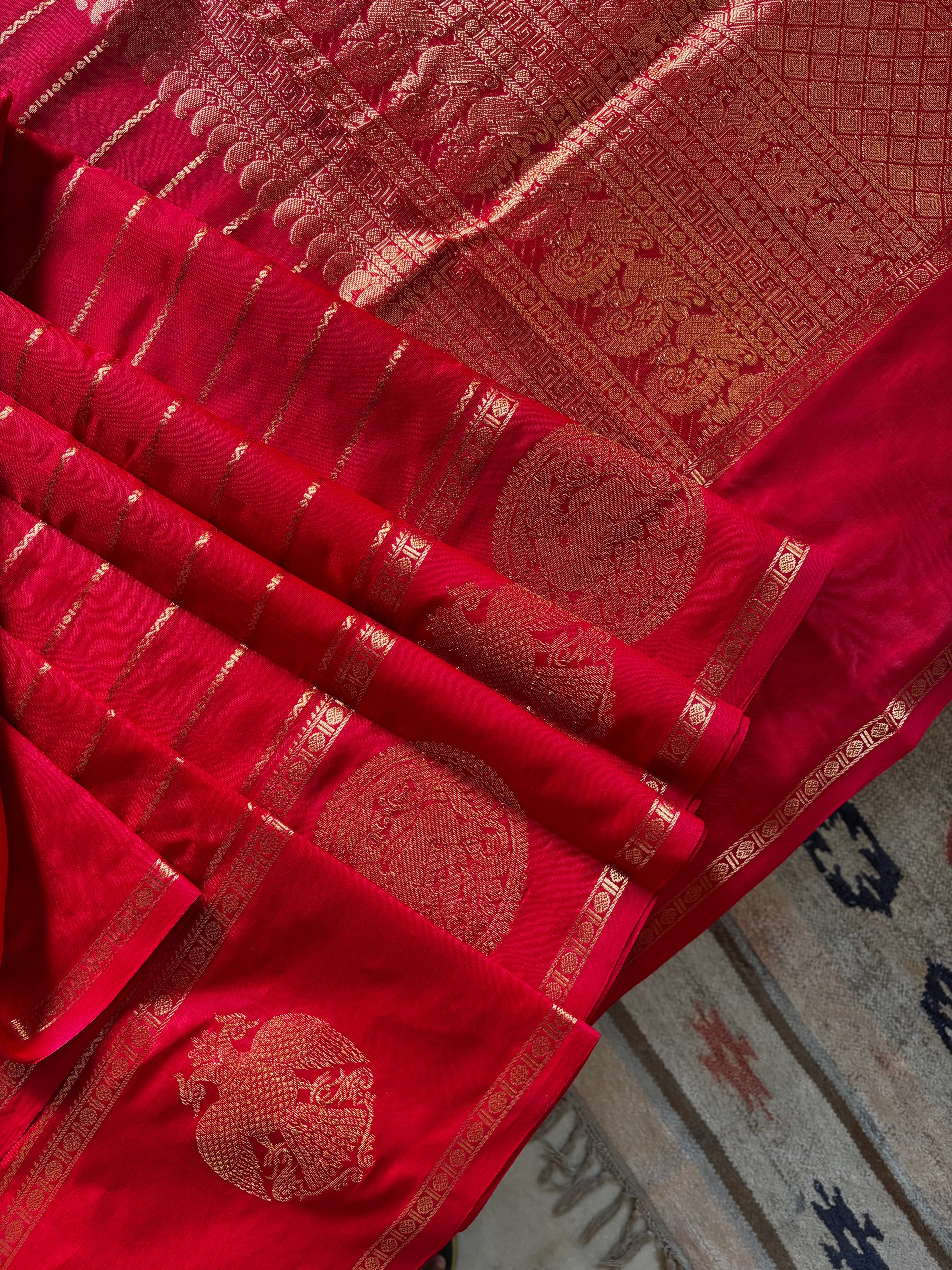 Handwoven Red Colour Kanchipuram Silk Cotton Saree