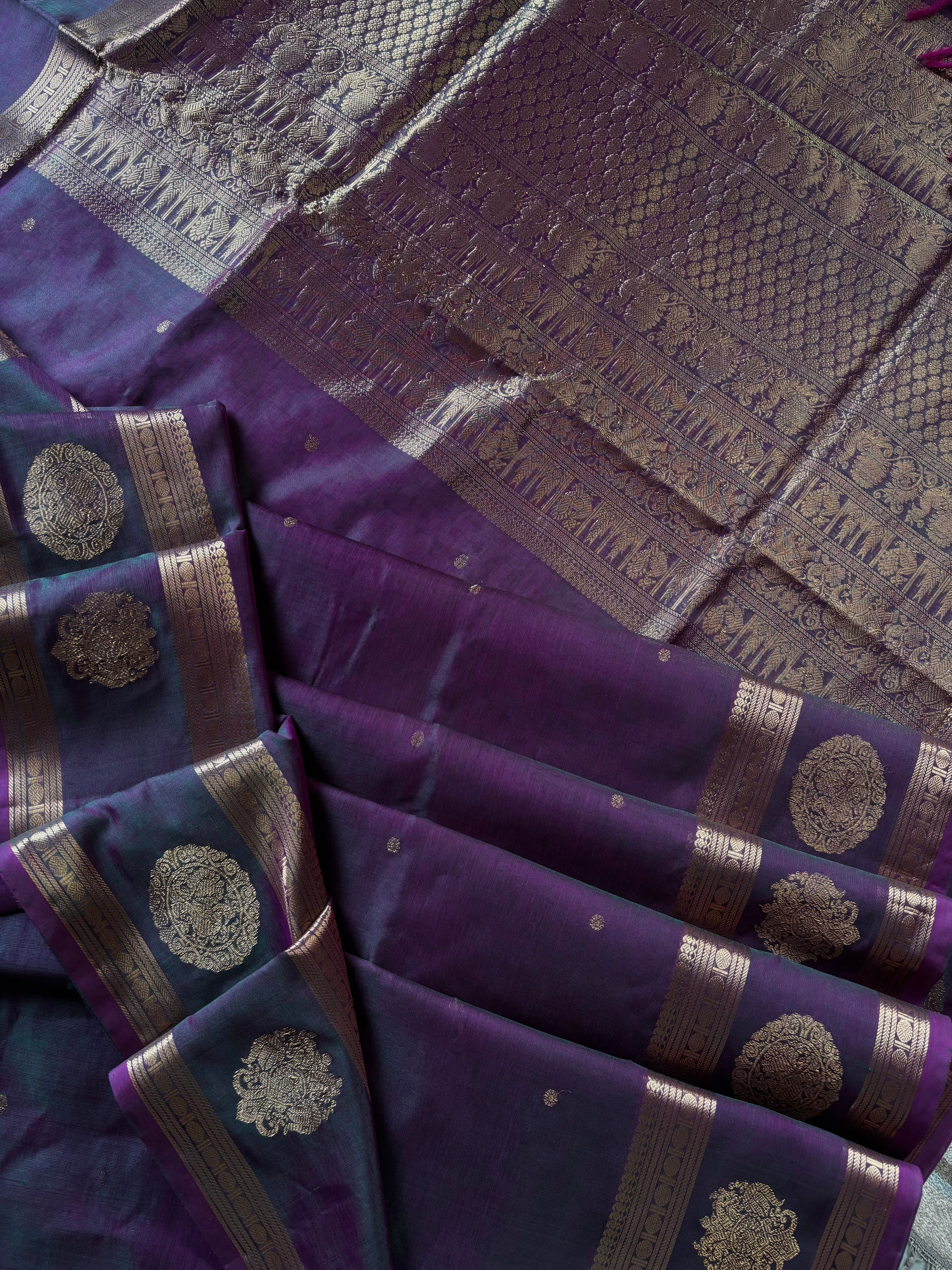 Handwoven Green Pink Dual Toned Kanchipuram Silk Cotton Saree