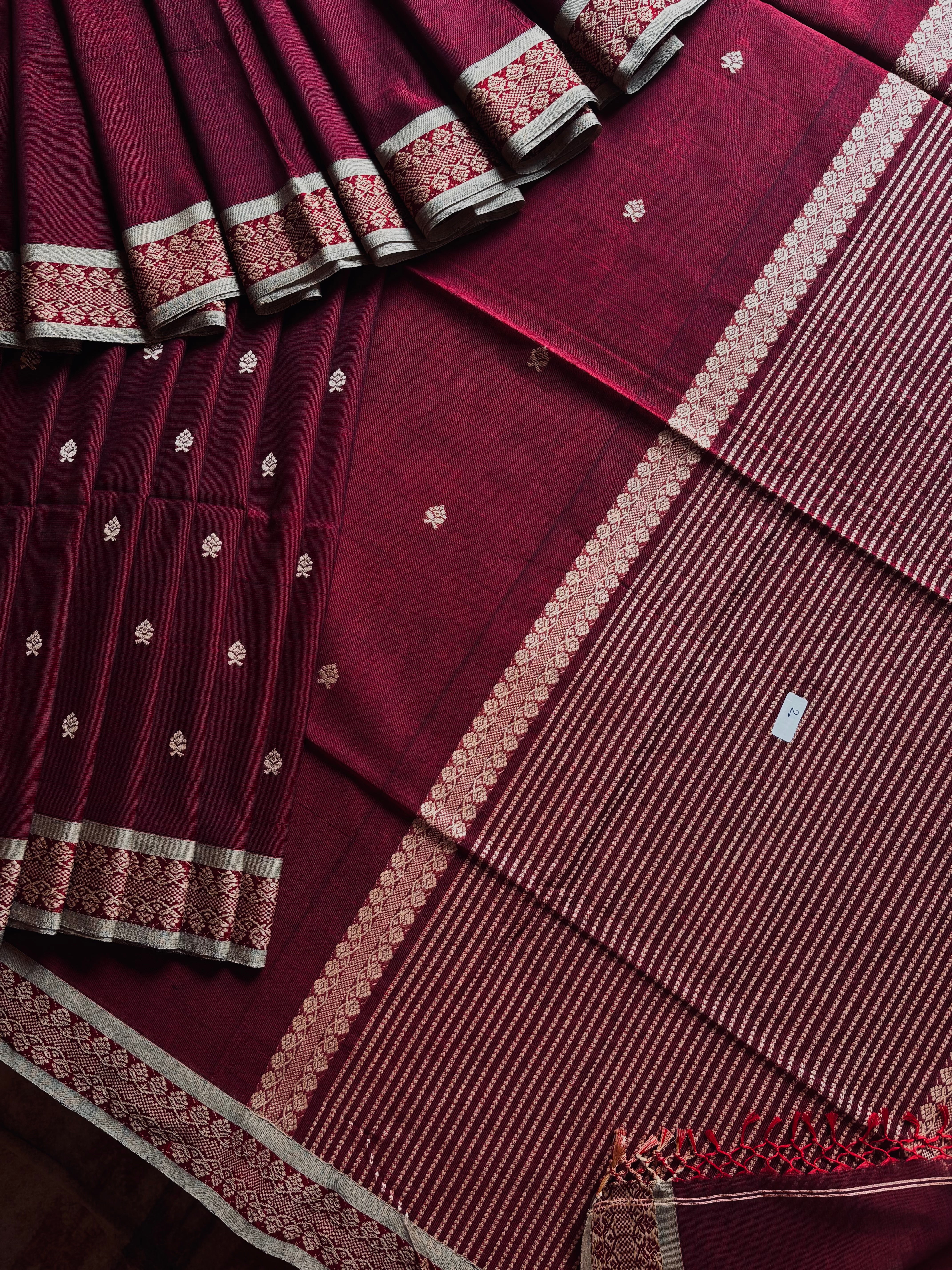 Handwoven Maroon Beige Phulia Cotton Saree