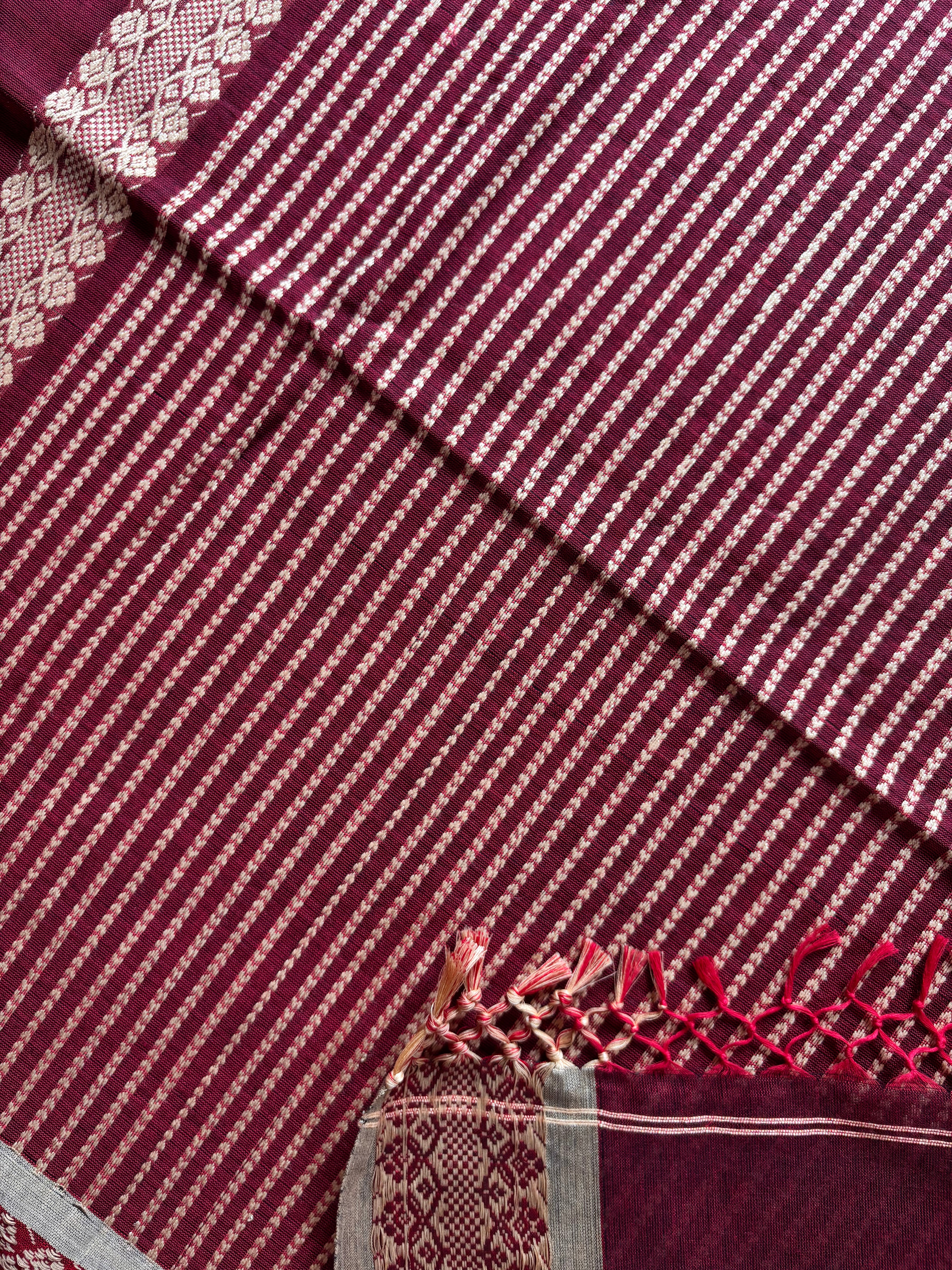 Handwoven Maroon Beige Phulia Cotton Saree