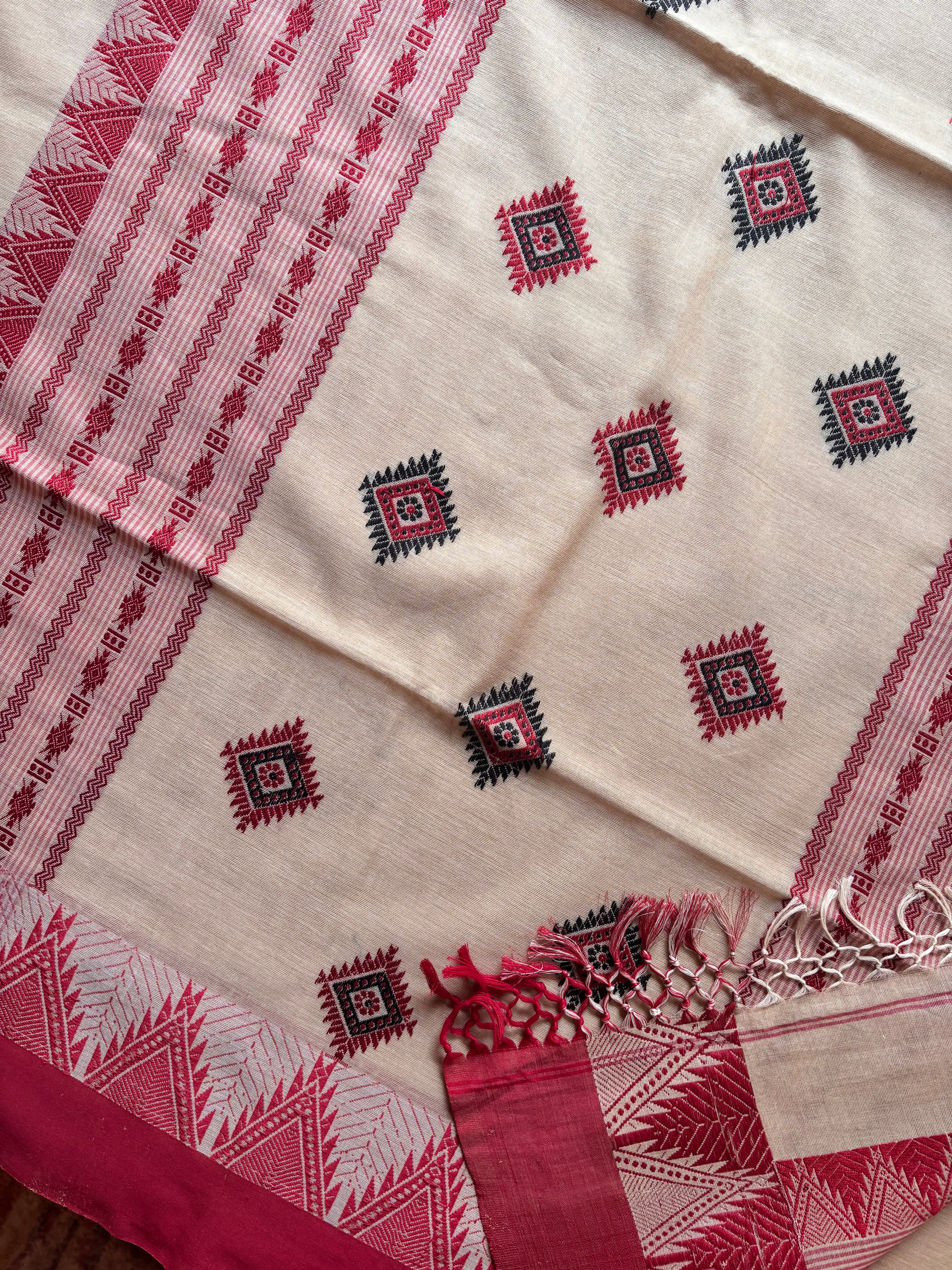Handwoven Beige Red Phulia Cotton Saree