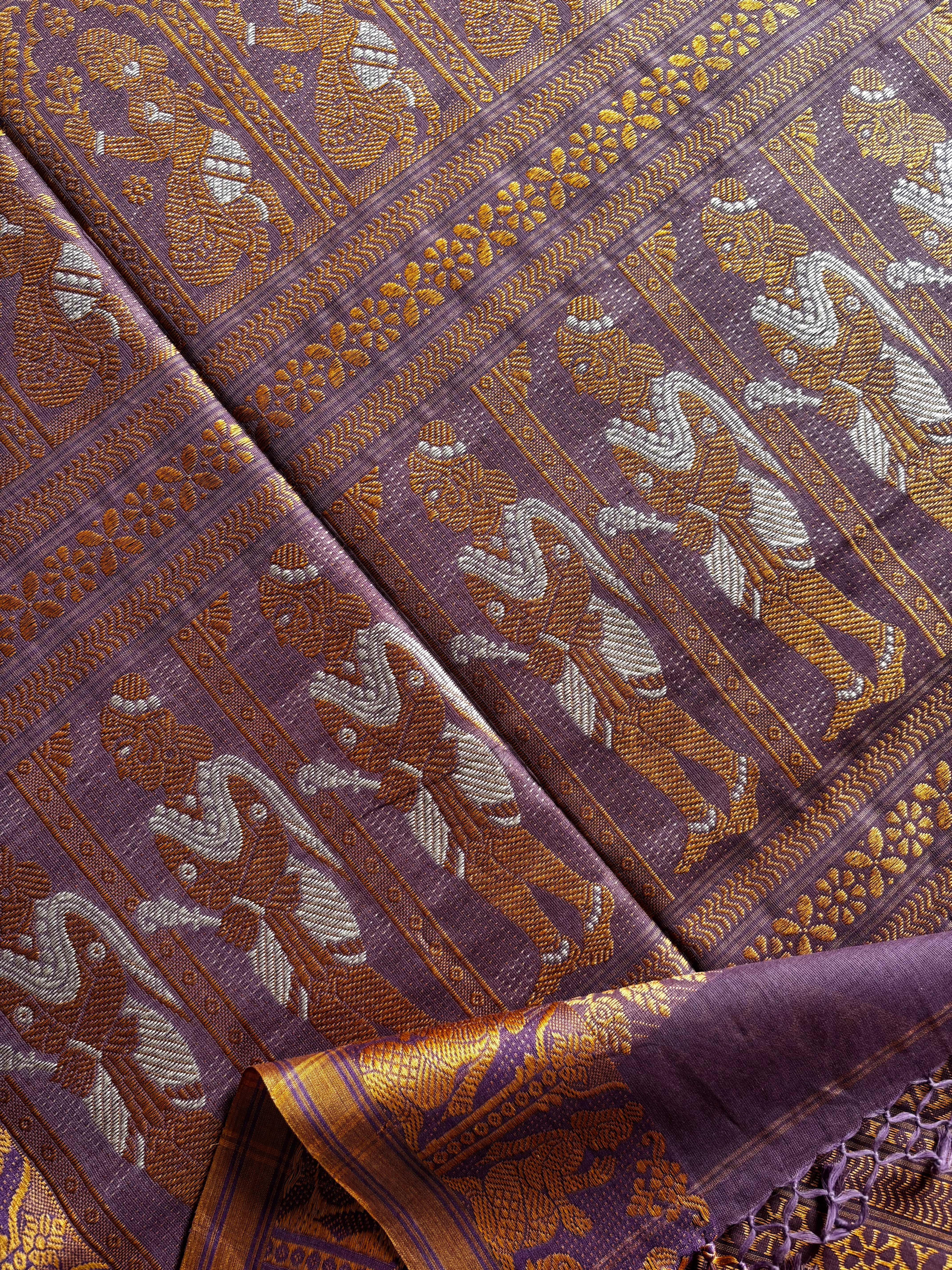Handwoven Light Dusty Purple Colour Cotton Baluchari Saree