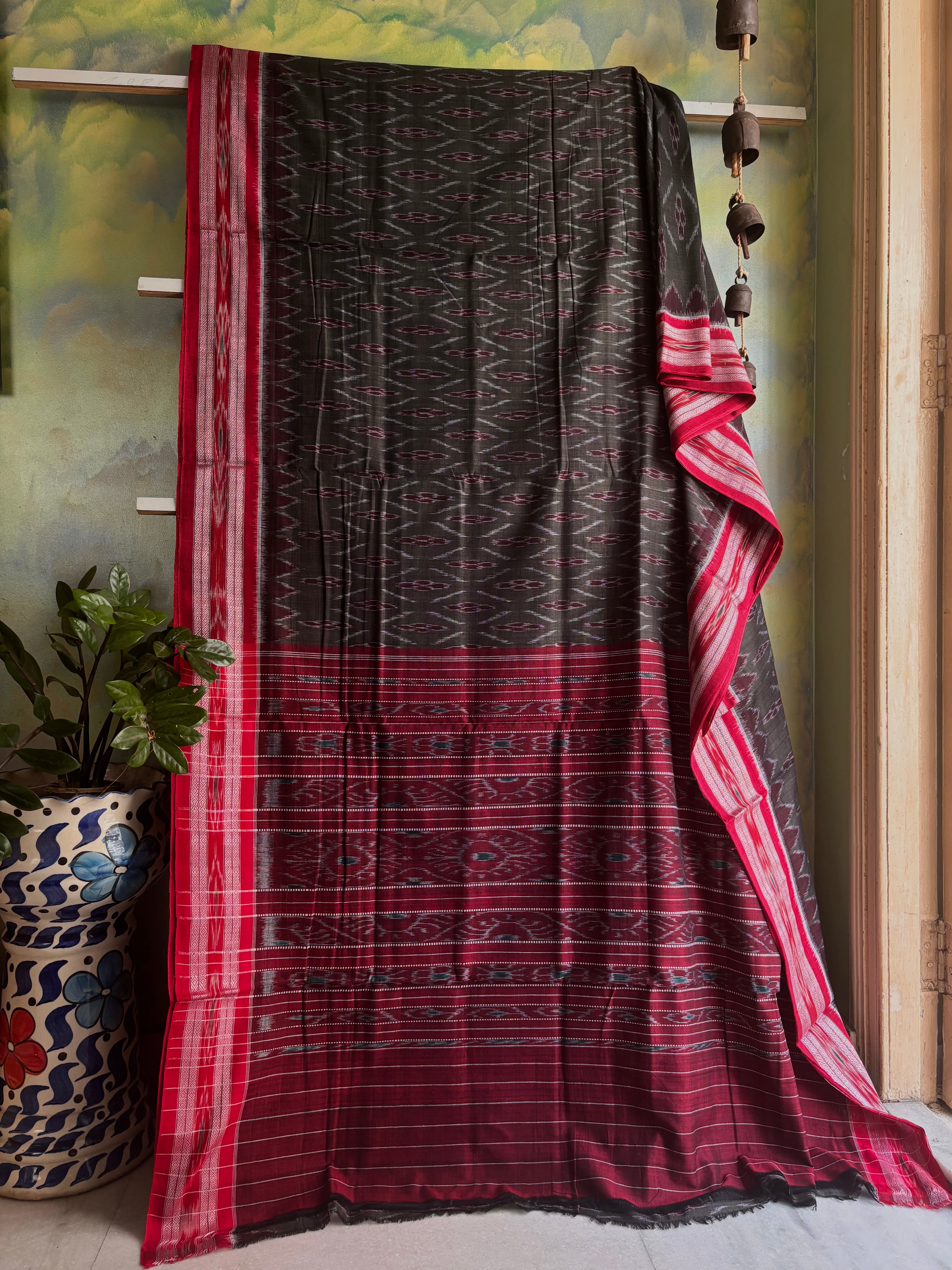 Handwoven Grey Red Odisha Ikkat Cotton Saree