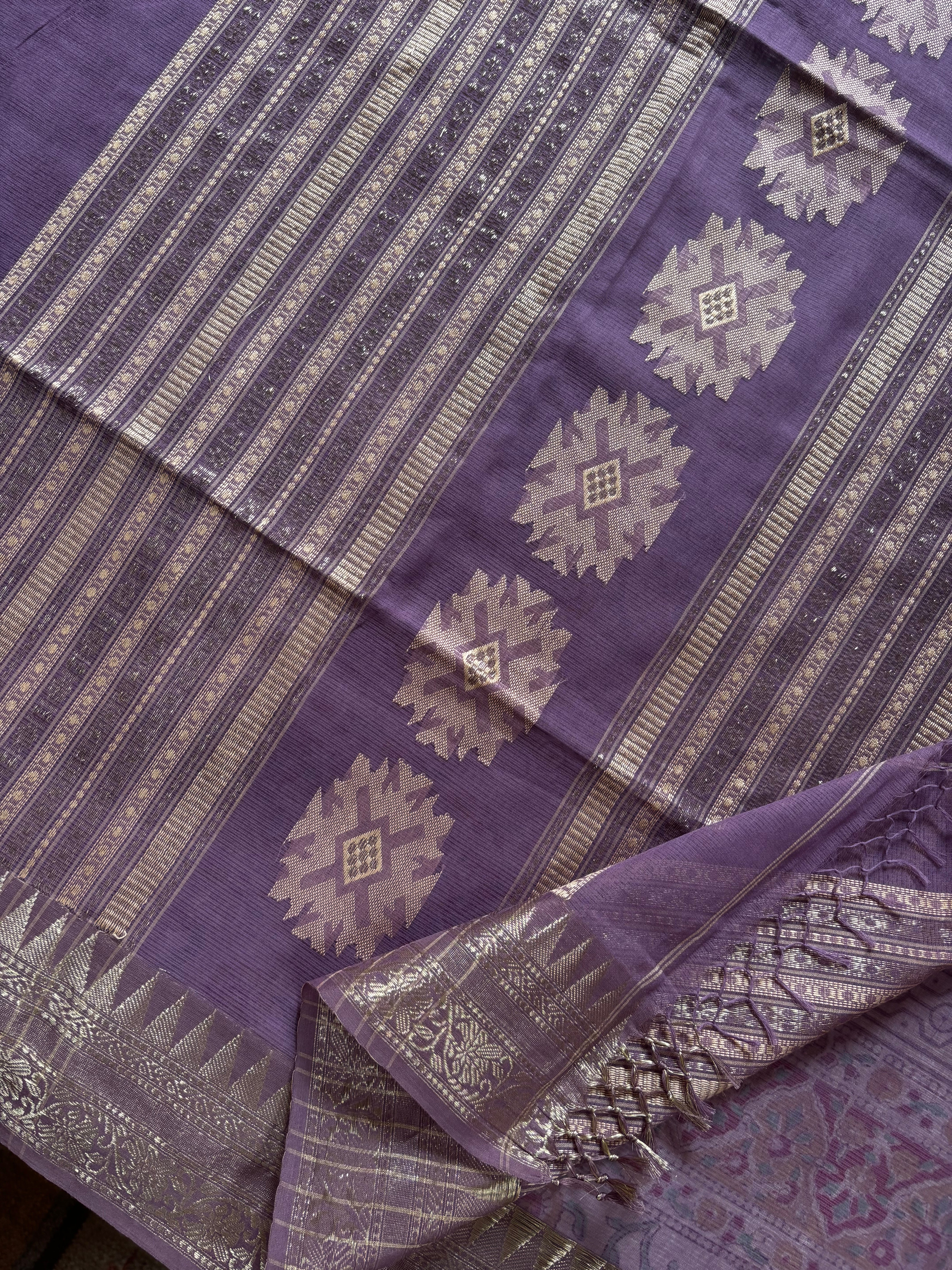 Handwoven Light Dusty Lavender Colour Phulia Cotton Saree