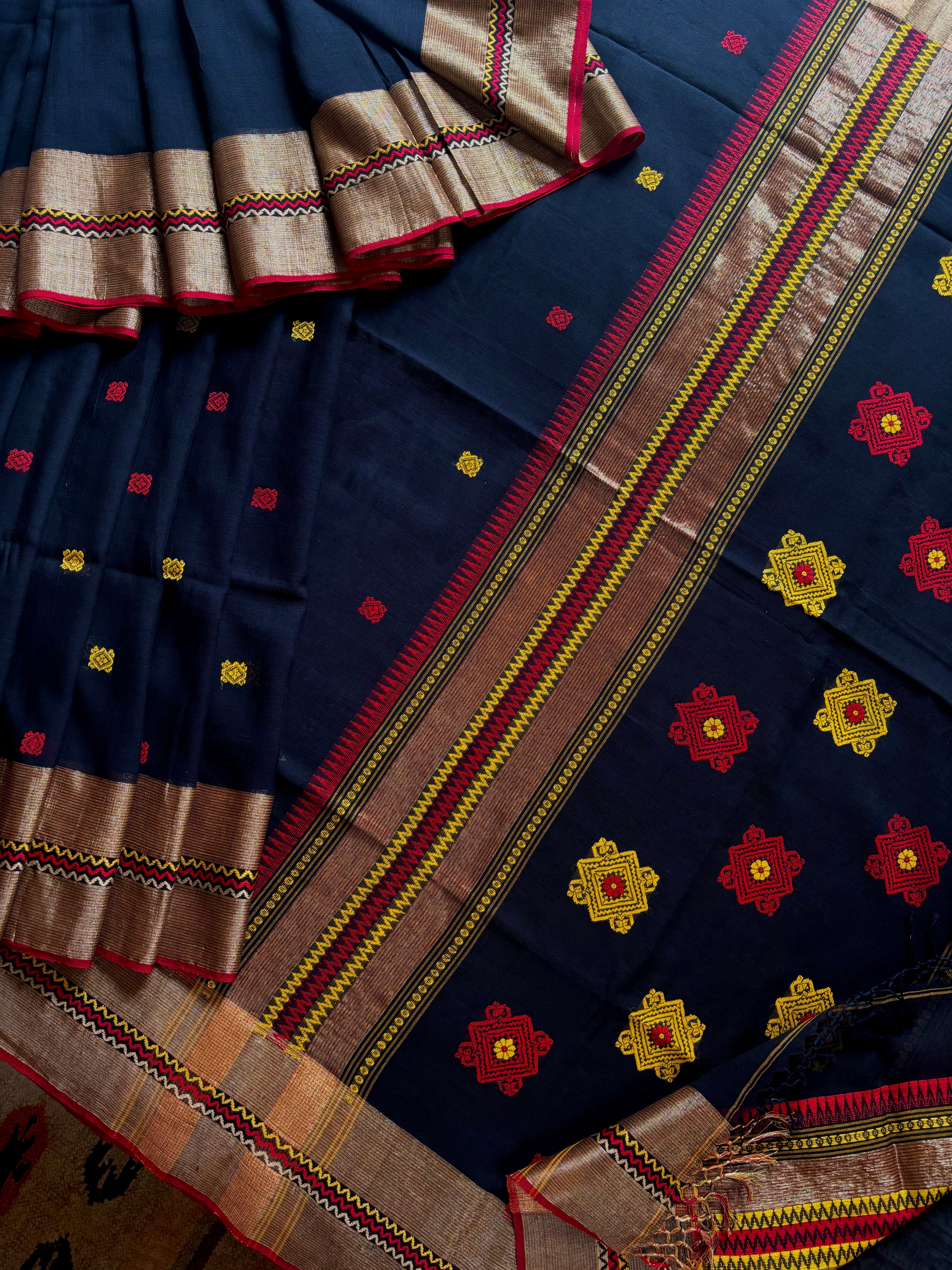 Handwoven Dark Midnight Blue Colour Phulia Cotton Saree