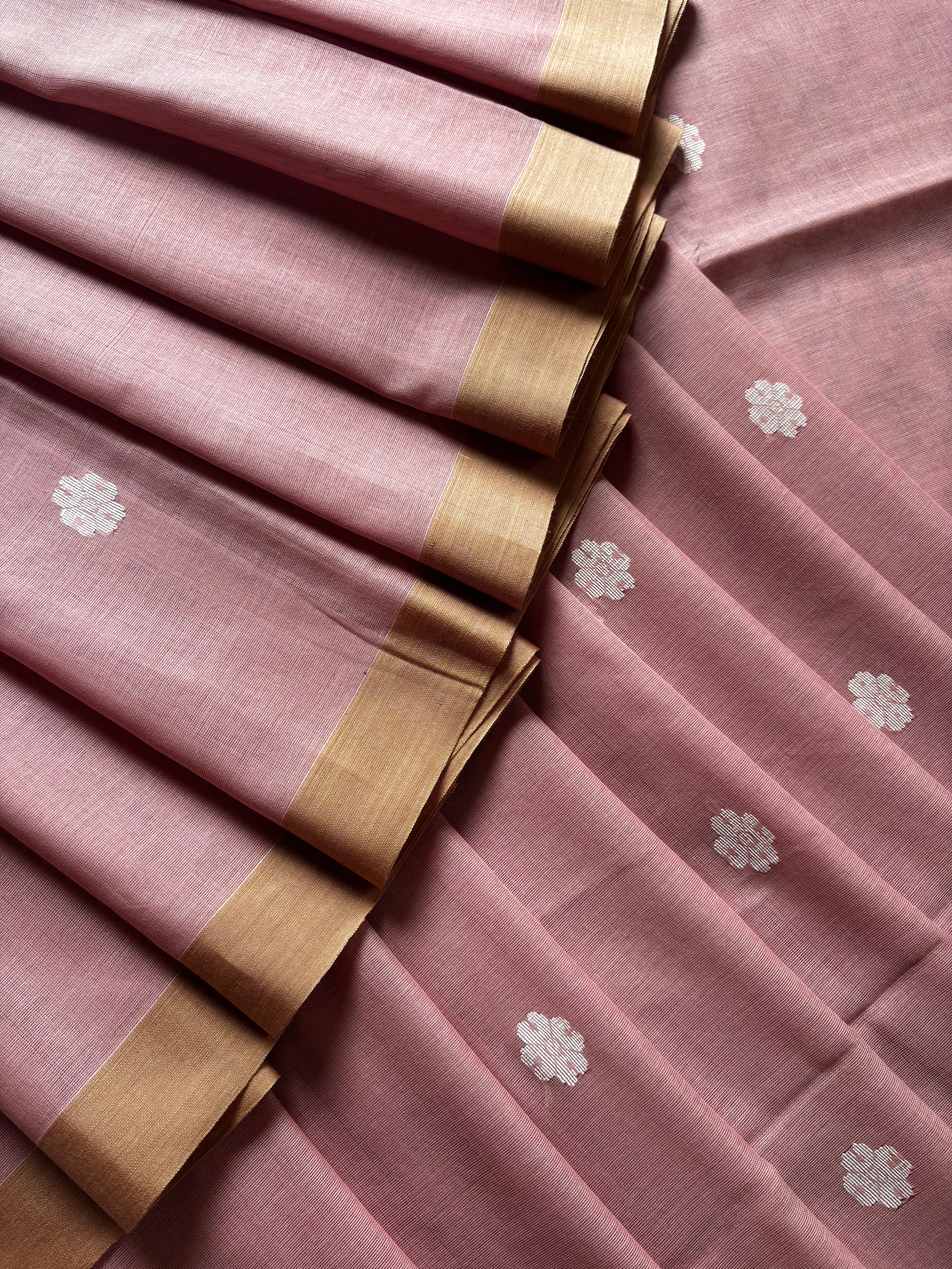 Handwoven Light Dusty Peachish Pink Colour Cotton Jamdani Saree