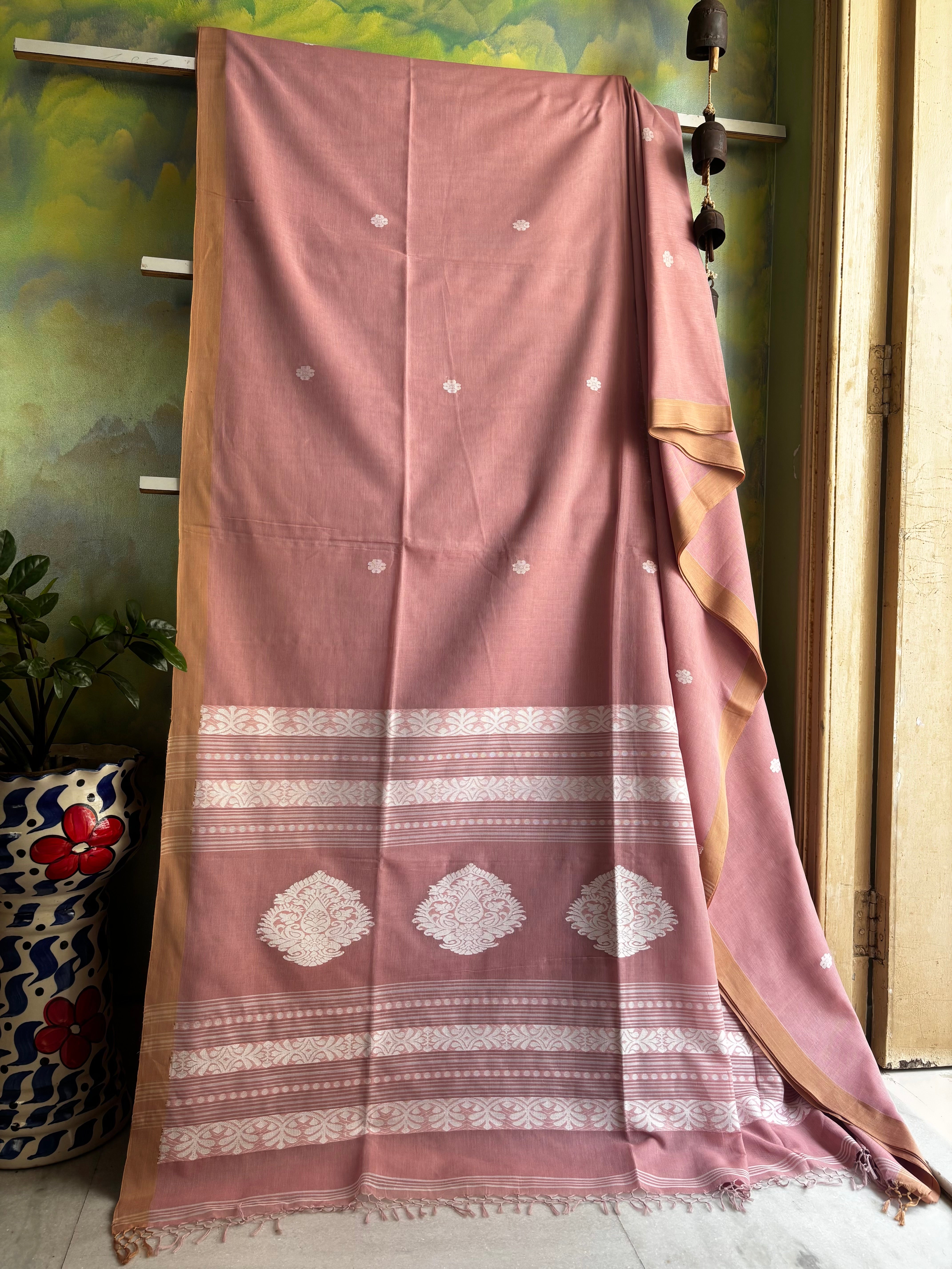 Handwoven Light Dusty Peachish Pink Colour Cotton Jamdani Saree