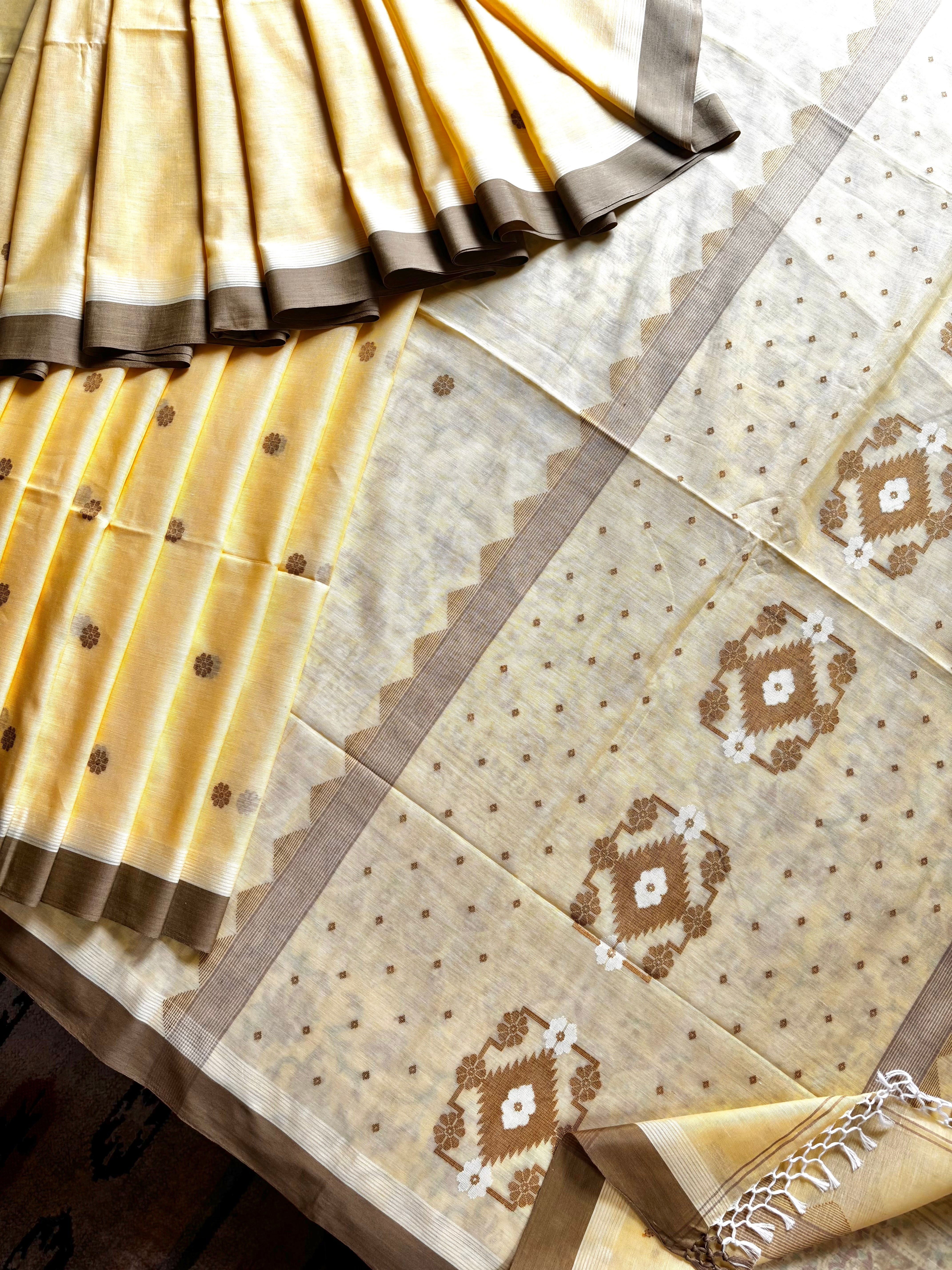 Handwoven Light Butterscotch Colour Cotton Jamdani Saree