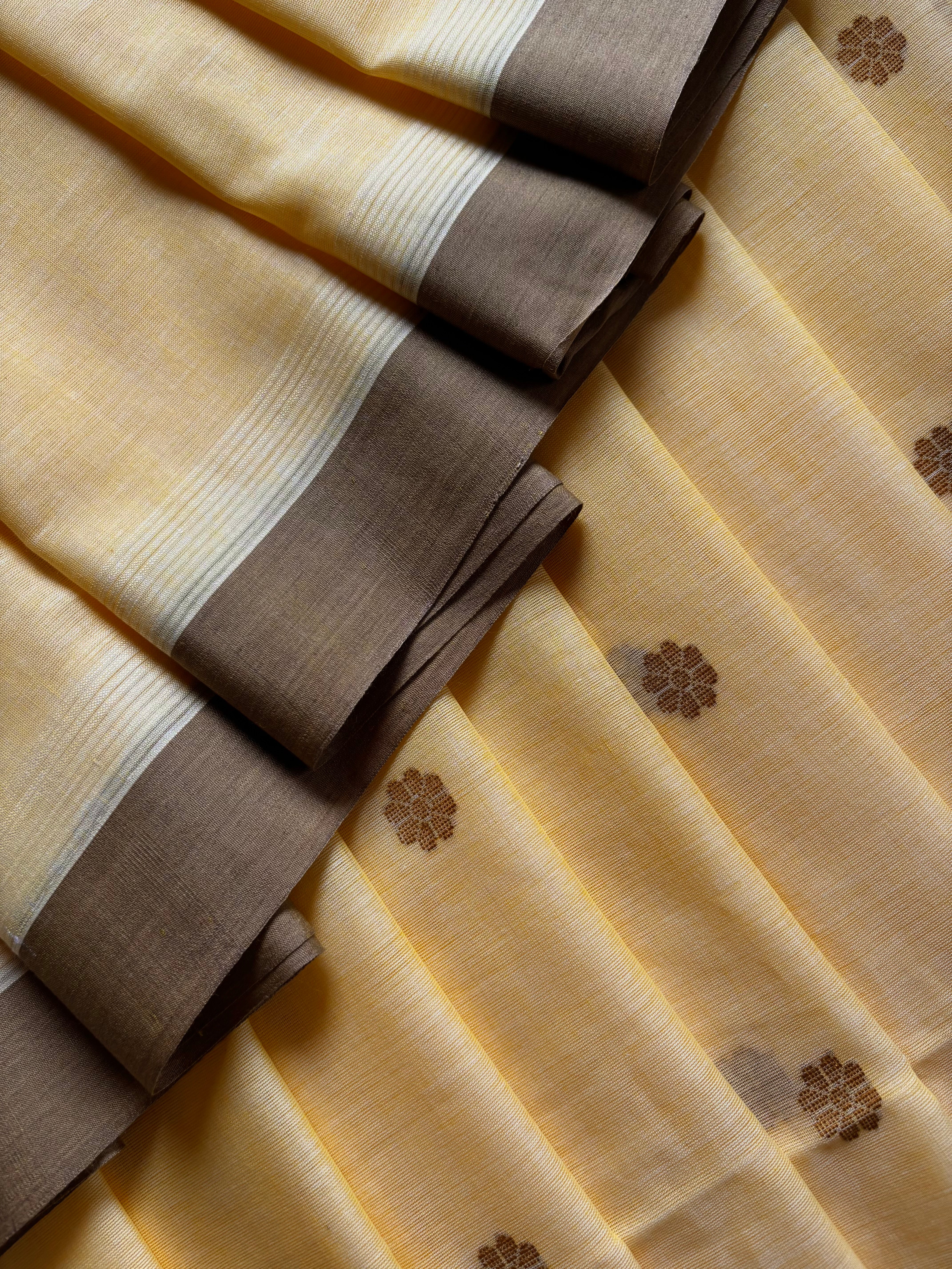 Handwoven Light Butterscotch Colour Cotton Jamdani Saree