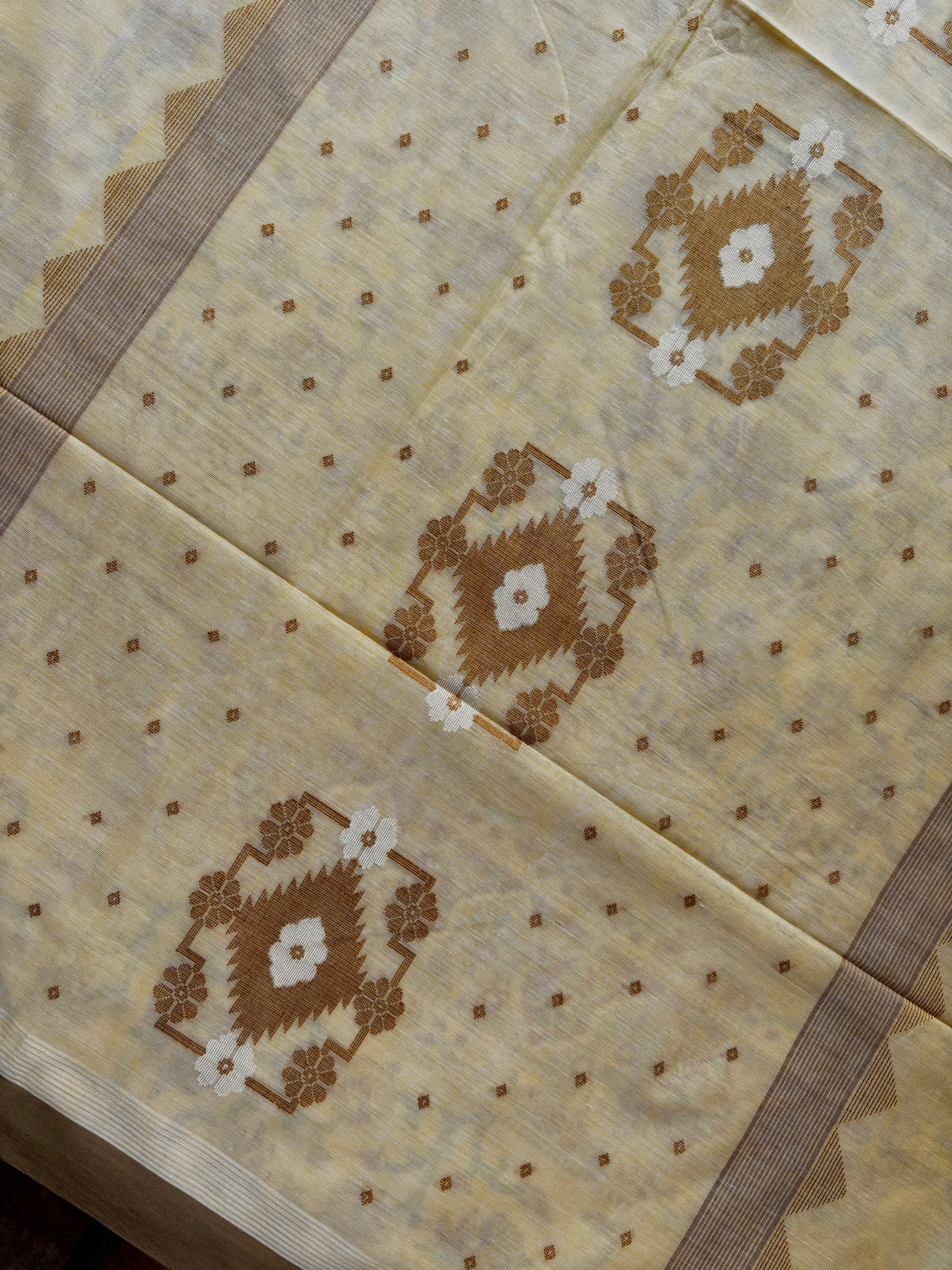 Handwoven Light Butterscotch Colour Cotton Jamdani Saree