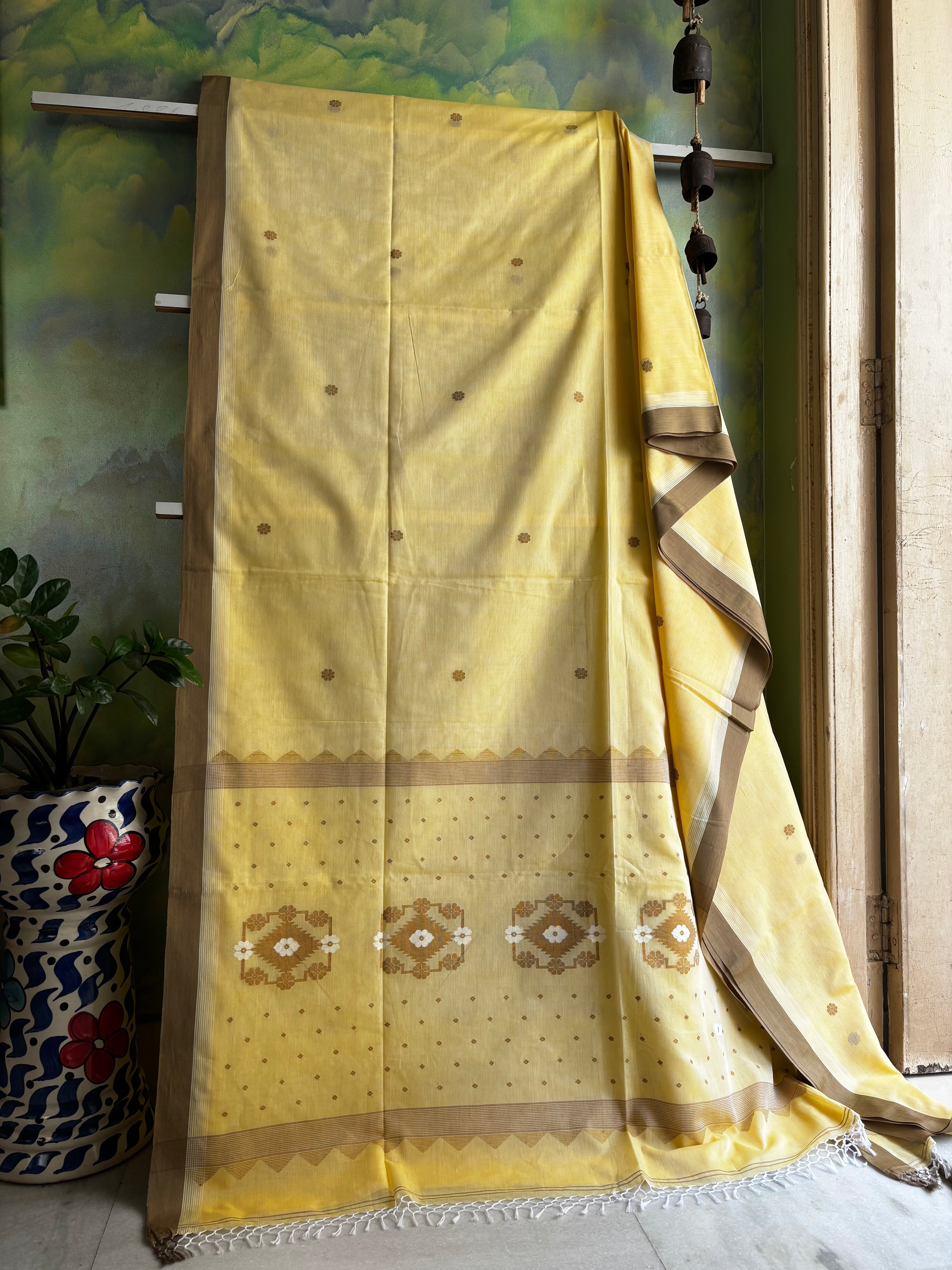 Handwoven Light Butterscotch Colour Cotton Jamdani Saree