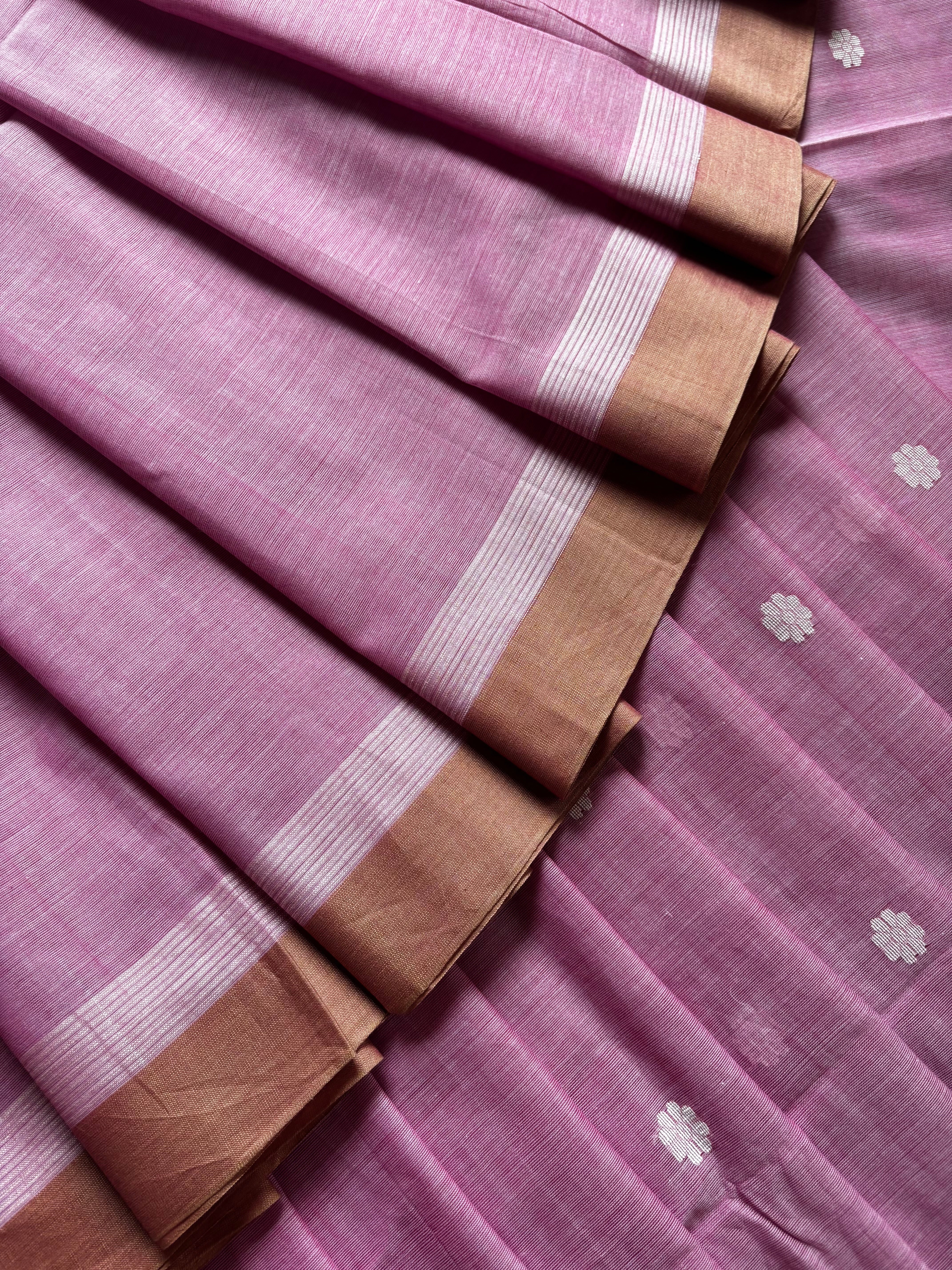Handwoven Light Pink Colour Cotton Jamdani Saree