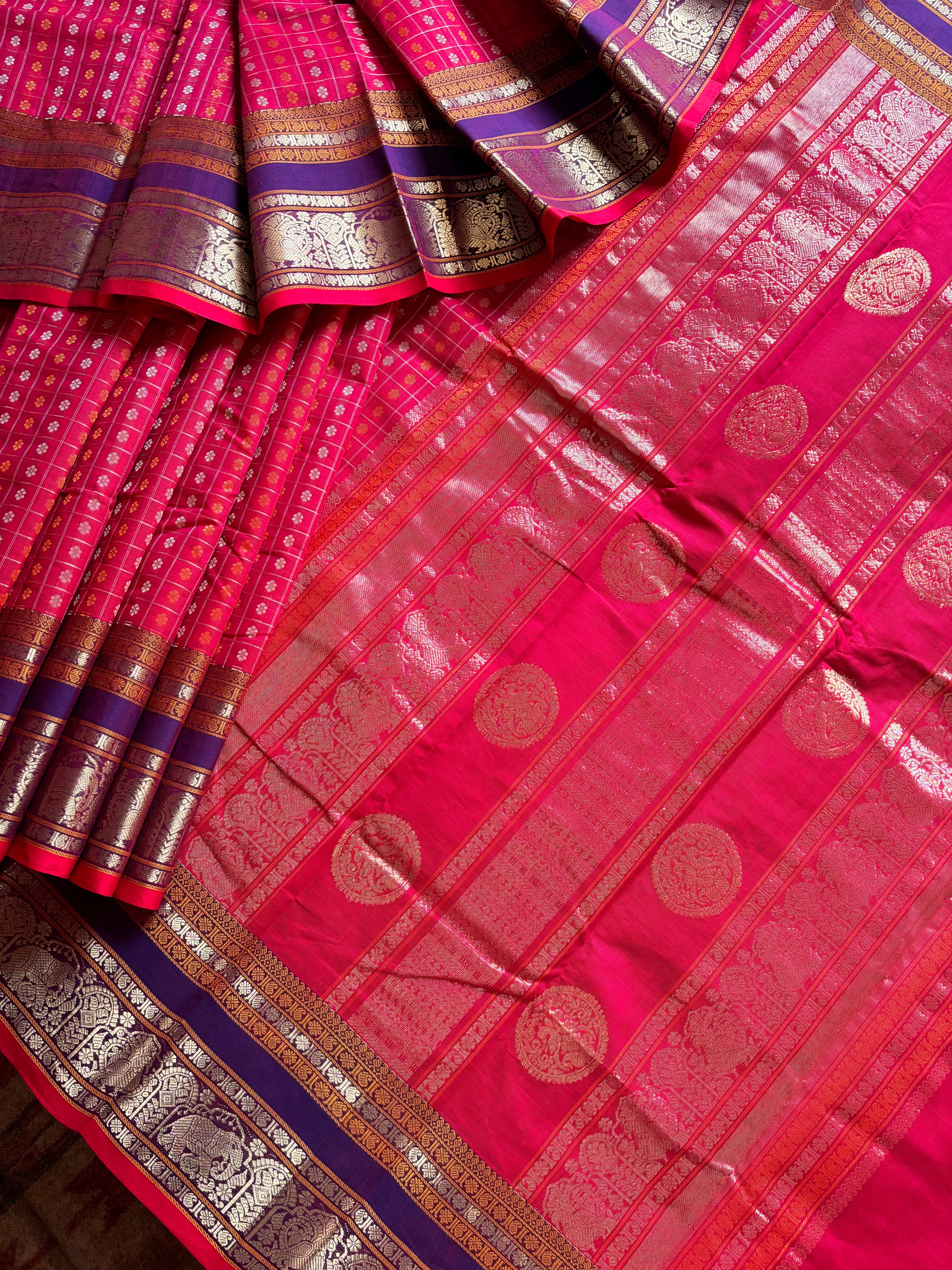 Handwoven Red Aayirum Butta Cotton Kanchipuram Saree
