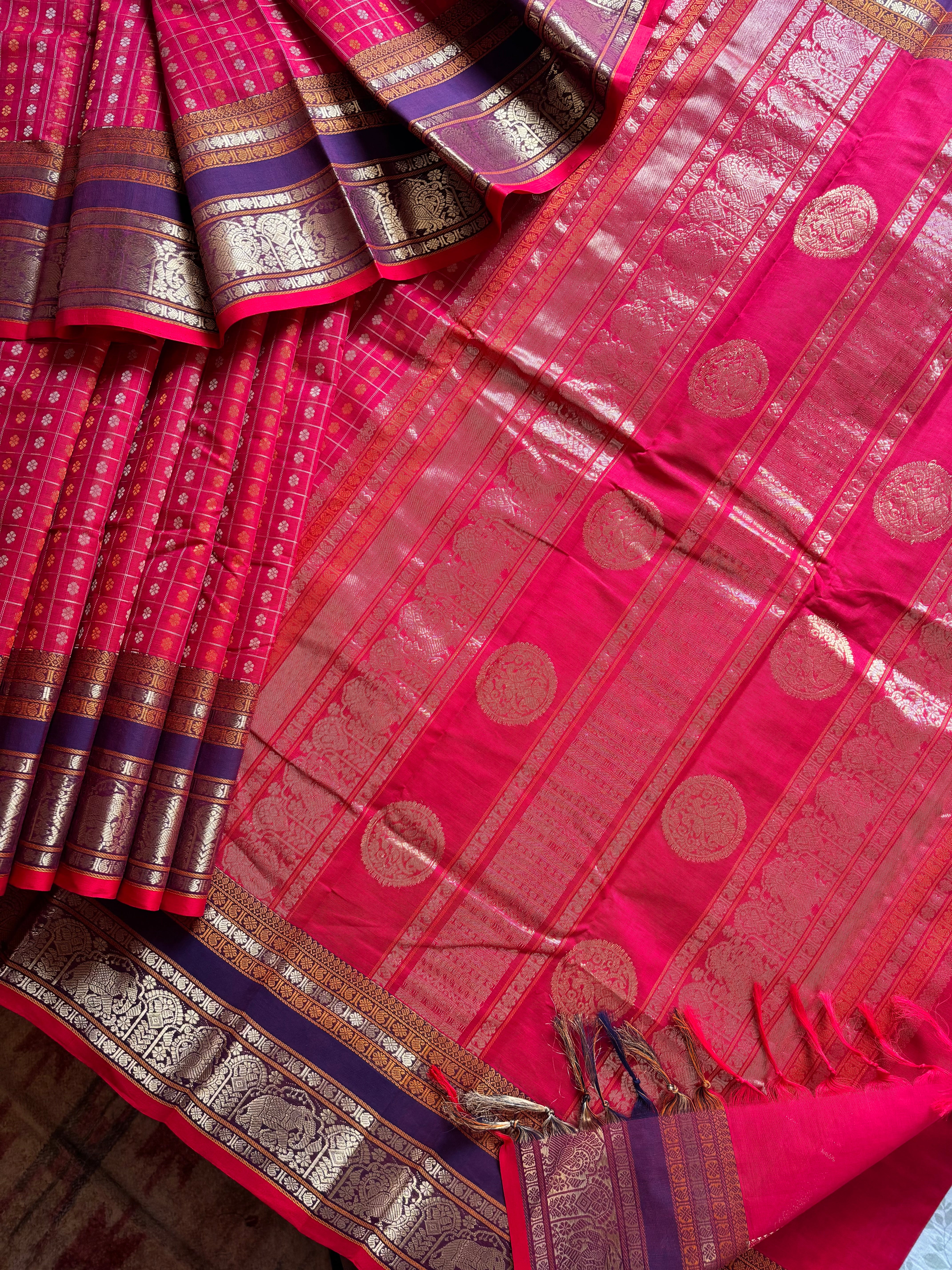 Handwoven Red Aayirum Butta Cotton Kanchipuram Saree