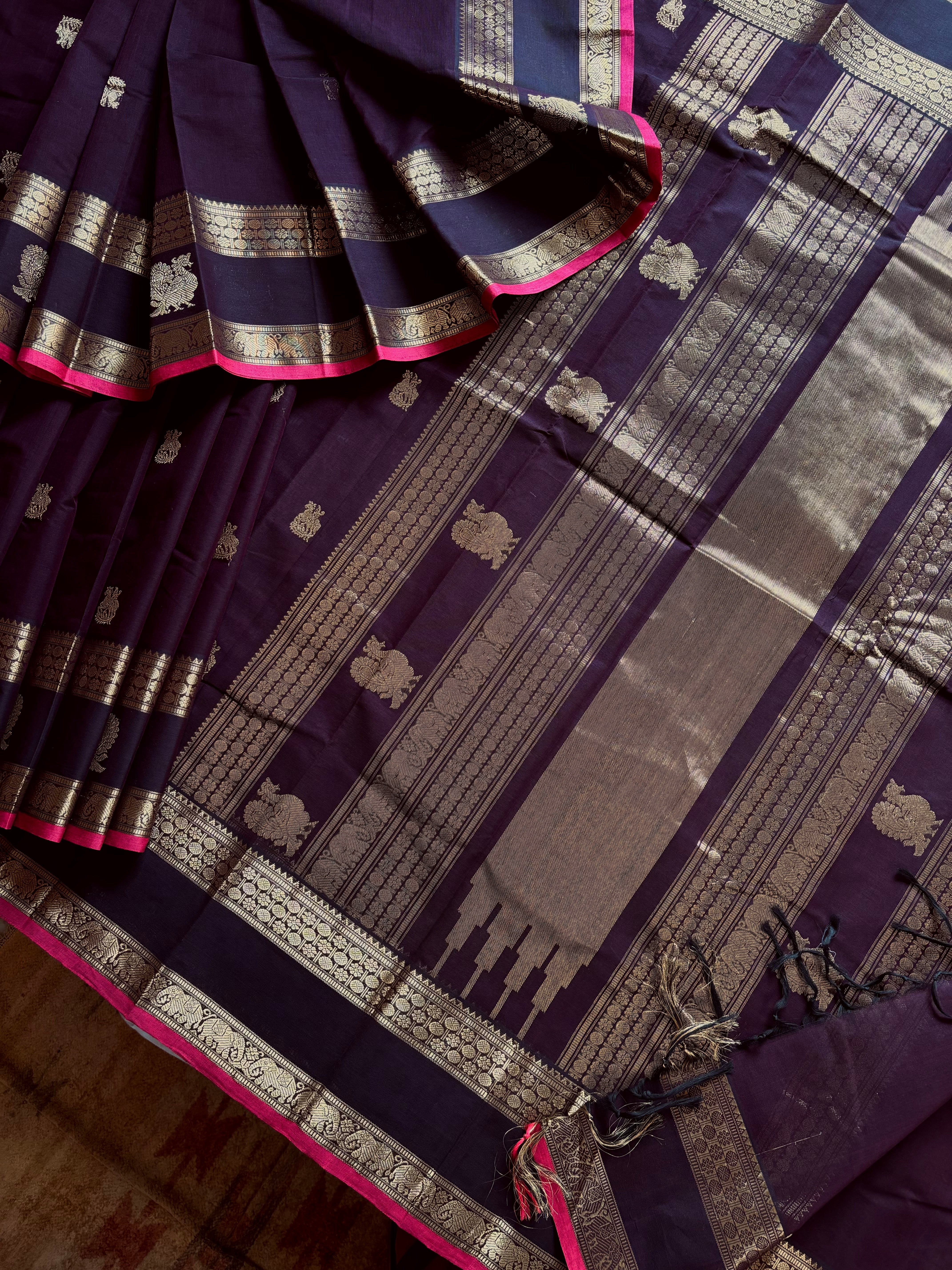 Handwoven Plum Colour Cotton Kanchipuram Saree